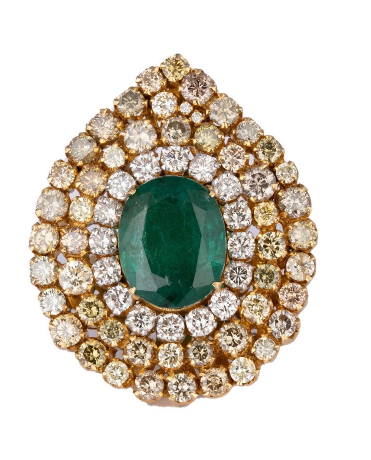 7.47 Natural Zambian Emerald & 5.64 Cts Diamond 18 Karat Yellow Gold Ring Size 6 For Sale 4