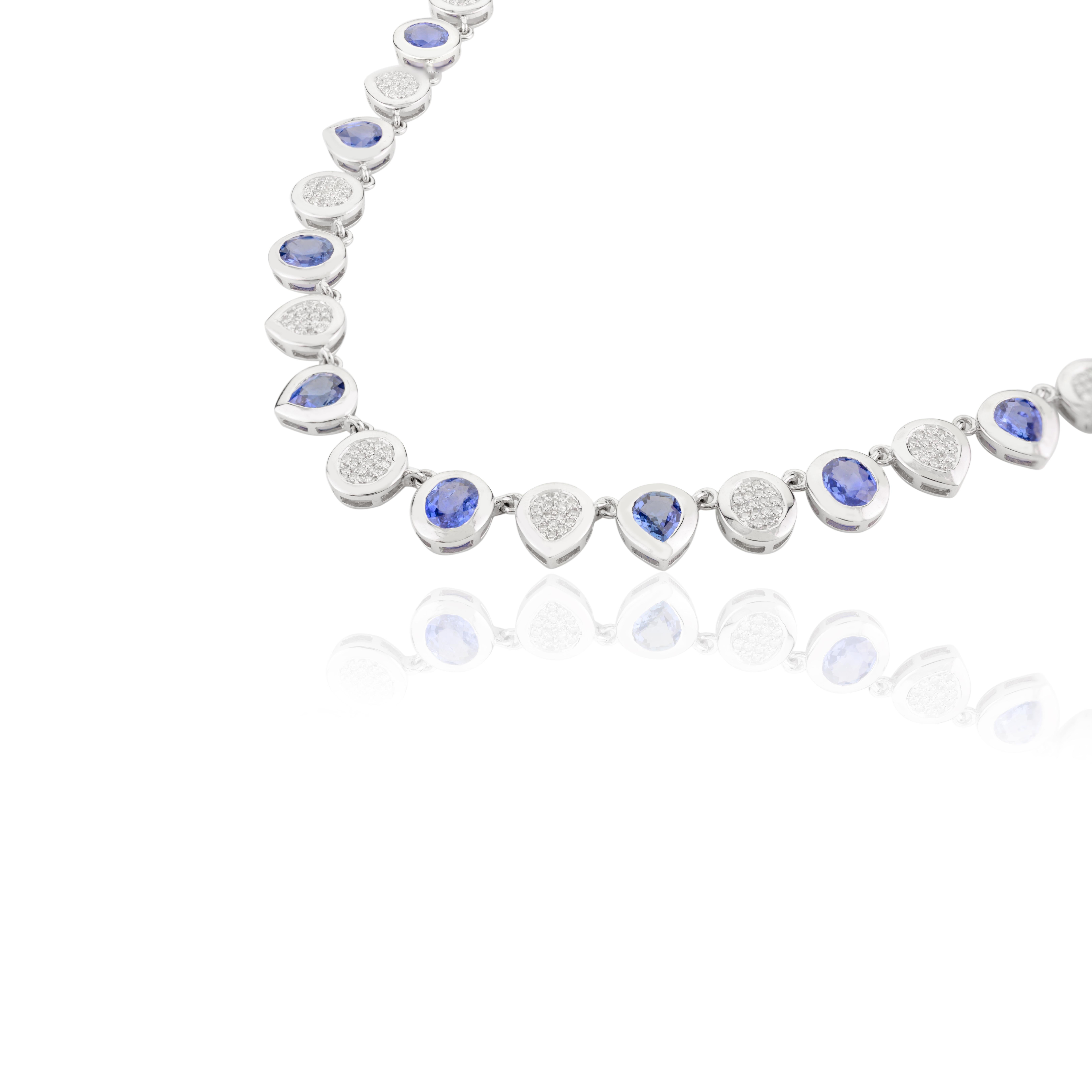 7.48 CT Natural Blue Sapphire Diamond Cluster Chain Necklace in 14k White Gold In New Condition For Sale In New York, NY
