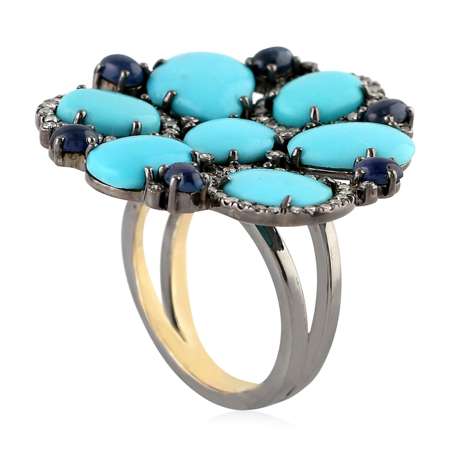 7.48ct Oval Shaped Turquoise Ring With Blue Sapphire & Diamonds In 18k Gold In New Condition In New York, NY
