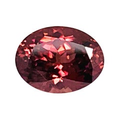 Zircon rose ovale non serti de 7,49 carats