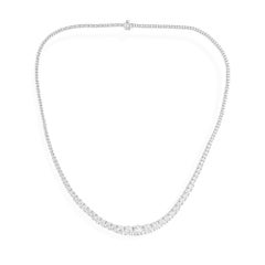 7,49 Carati SI/H Taglio Brillante Rotondo Collana di diamanti graduata in oro bianco 18 carati