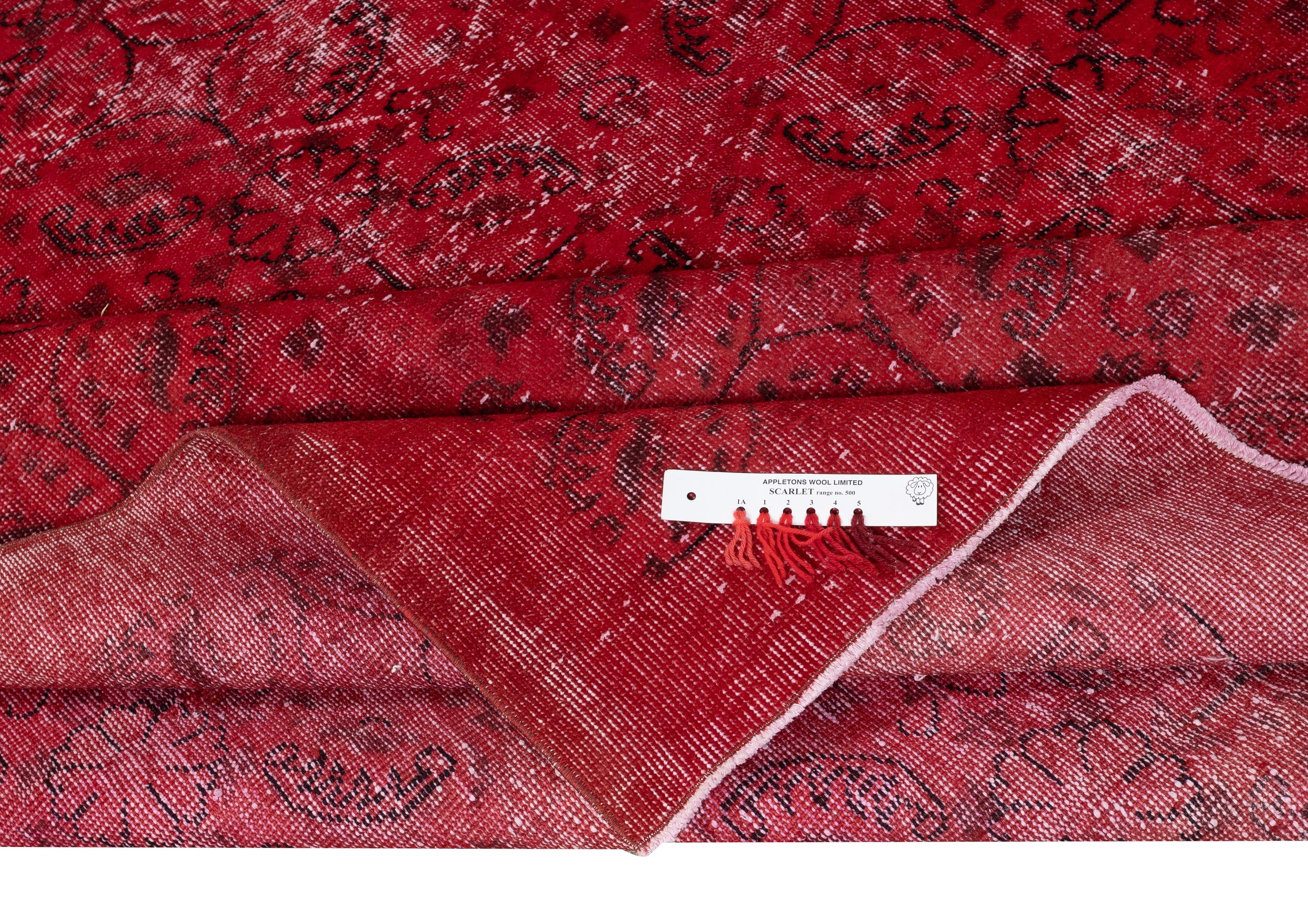 Moderno Tappeto turco vintage fatto a mano 7,4x11 Ft tinto di rosso per casa e ufficio moderni in vendita