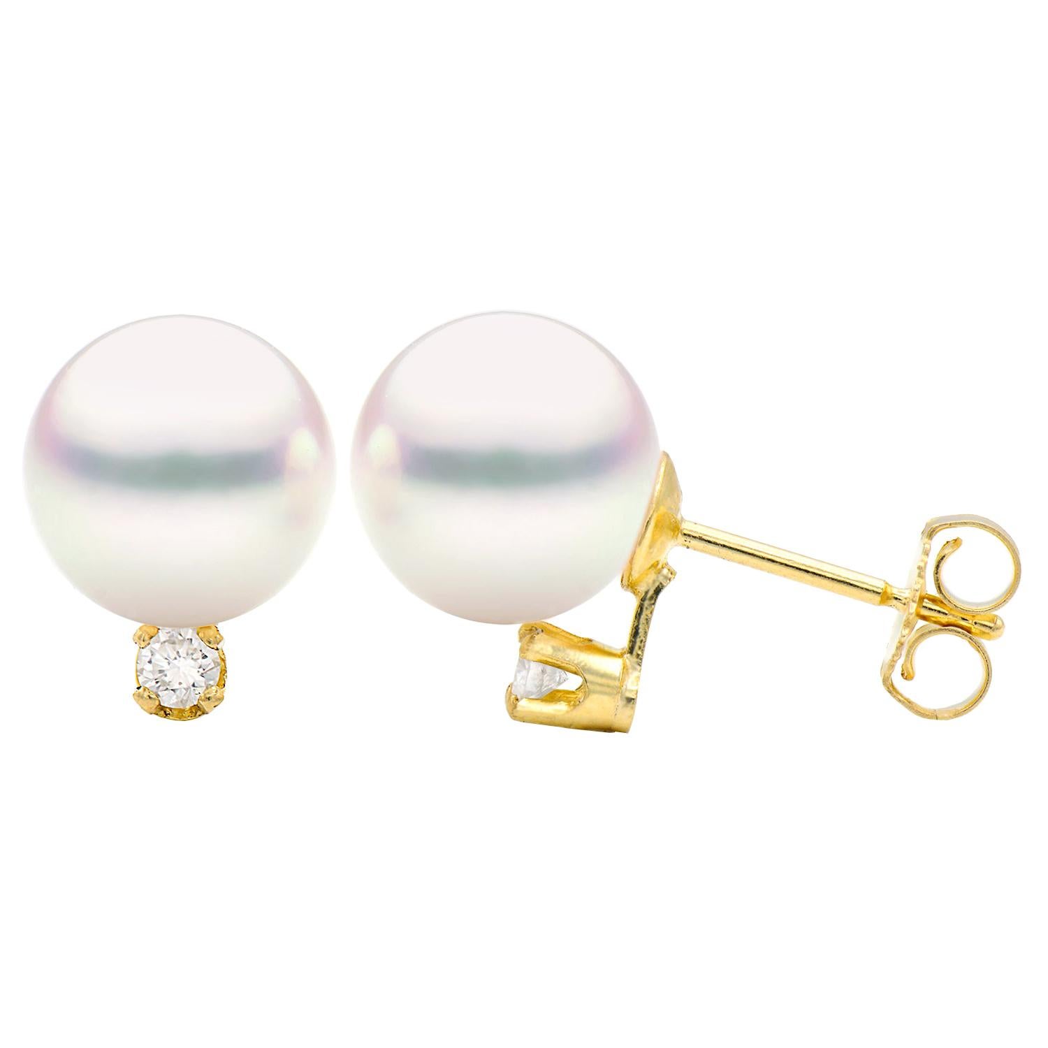 7.5-8mm White Cultured Pearl Stud Earring with Diamond in 14 Karat Yellow Gold For Sale