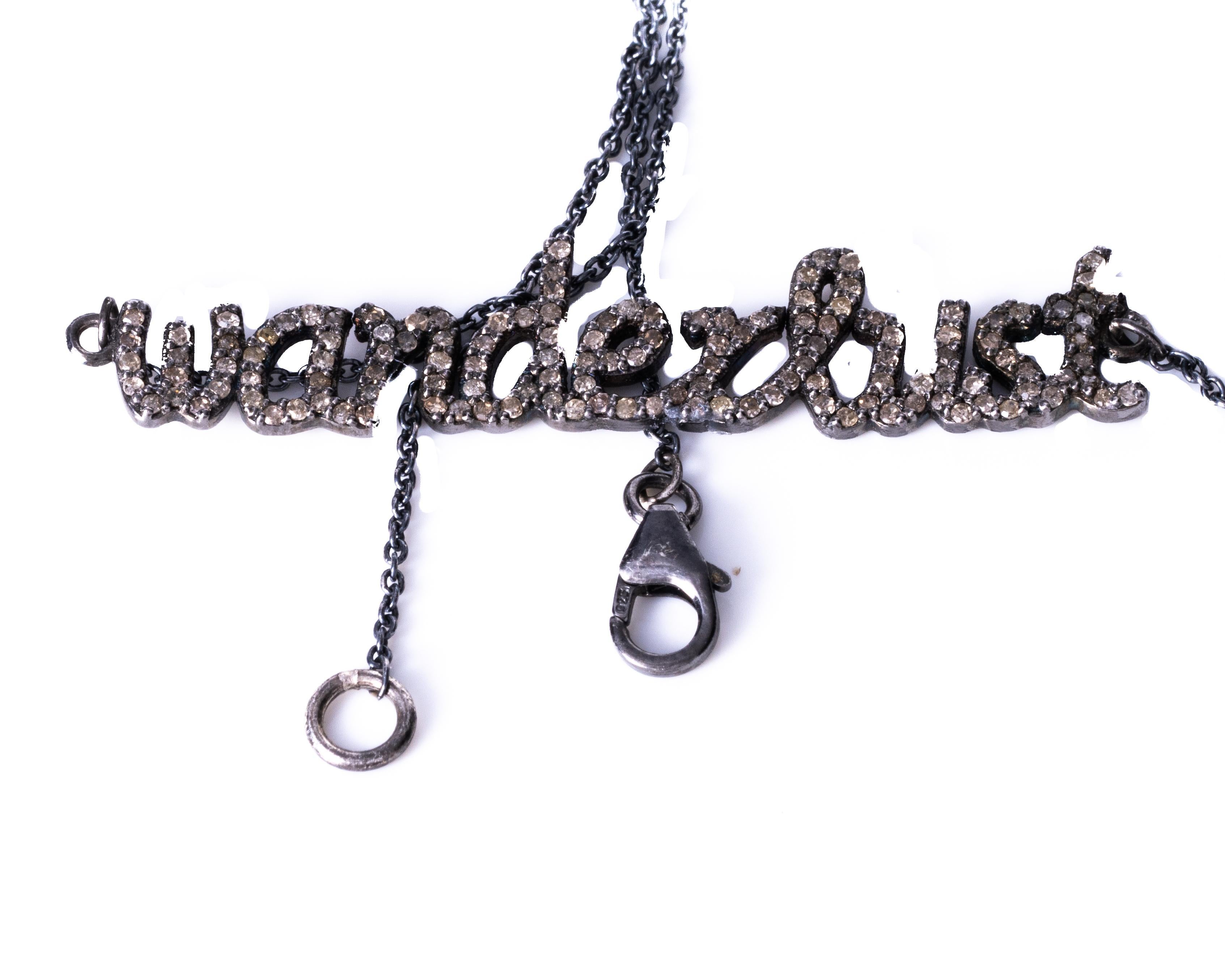 .75 Karat Diamant 'Wanderlust' Charm-Halskette aus Sterlingsilber im Zustand „Hervorragend“ im Angebot in Atlanta, GA
