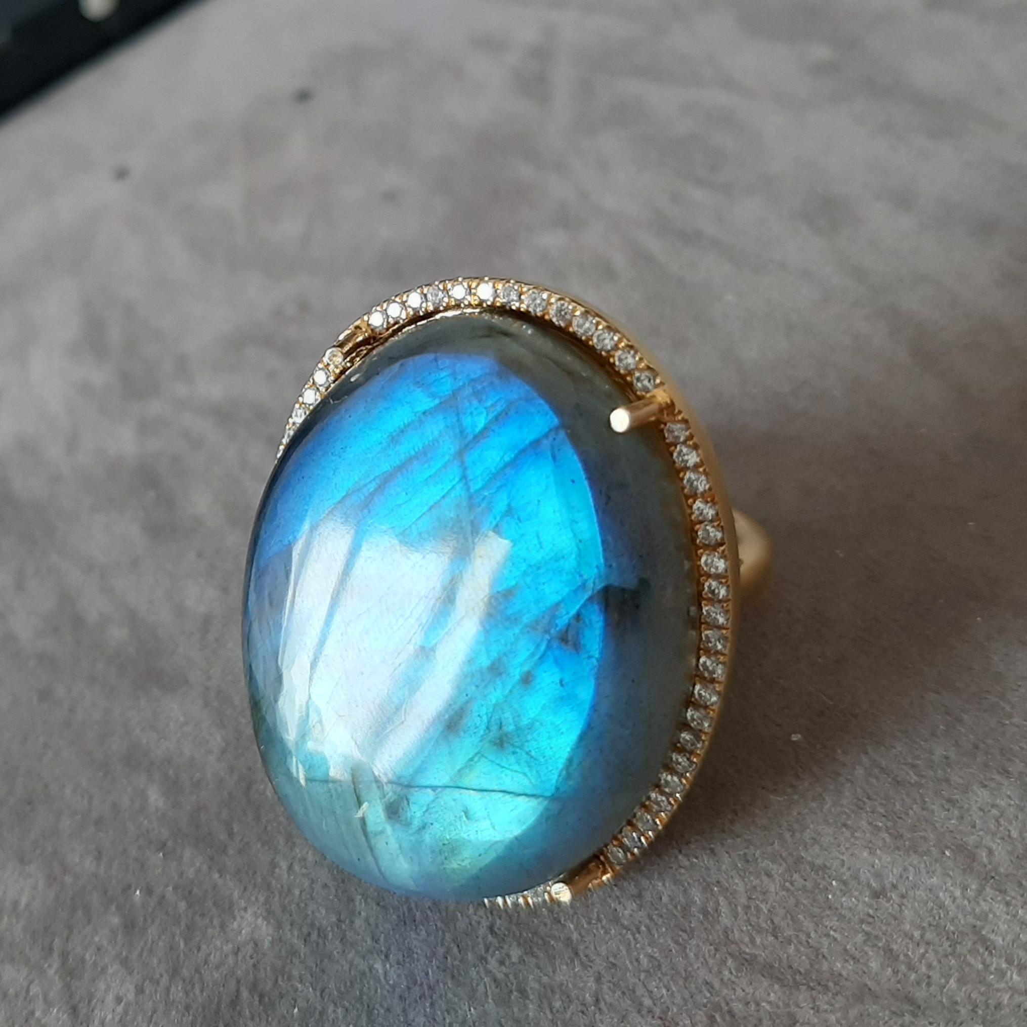 75 Carat Labradorite Oval Cab 0, 31 Carat Diamonds 14kt Solid Yellow Gold Ring en vente 5