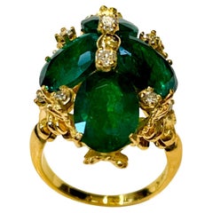 7.5 Carat Natural 4 Oval Cut Emerald & Diamond Flower Ring 18 Karat Yellow Gold