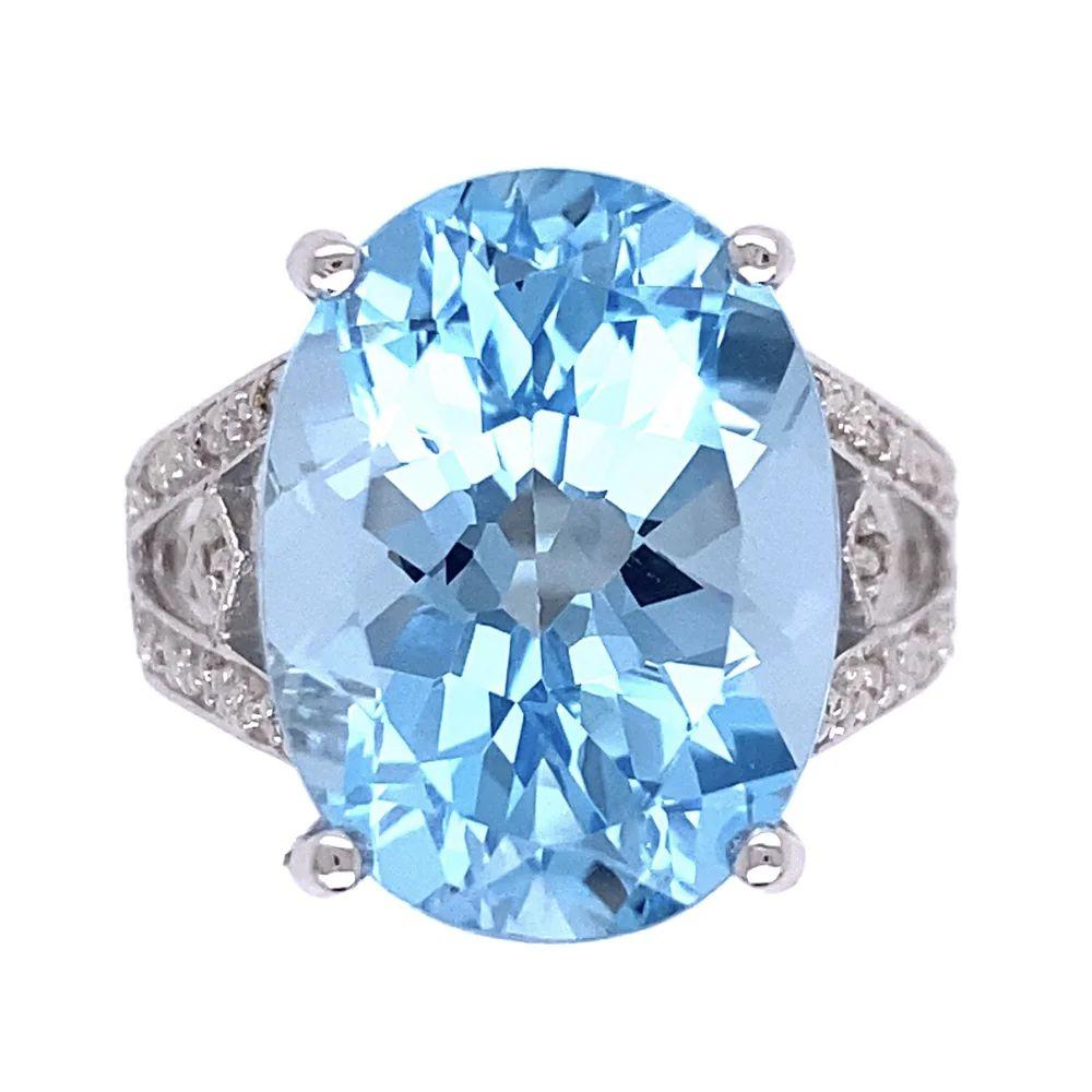 Modern 7.5 Carat Oval Blue Topaz and Diamond Gold Solitaire Statement Cocktail Ring For Sale