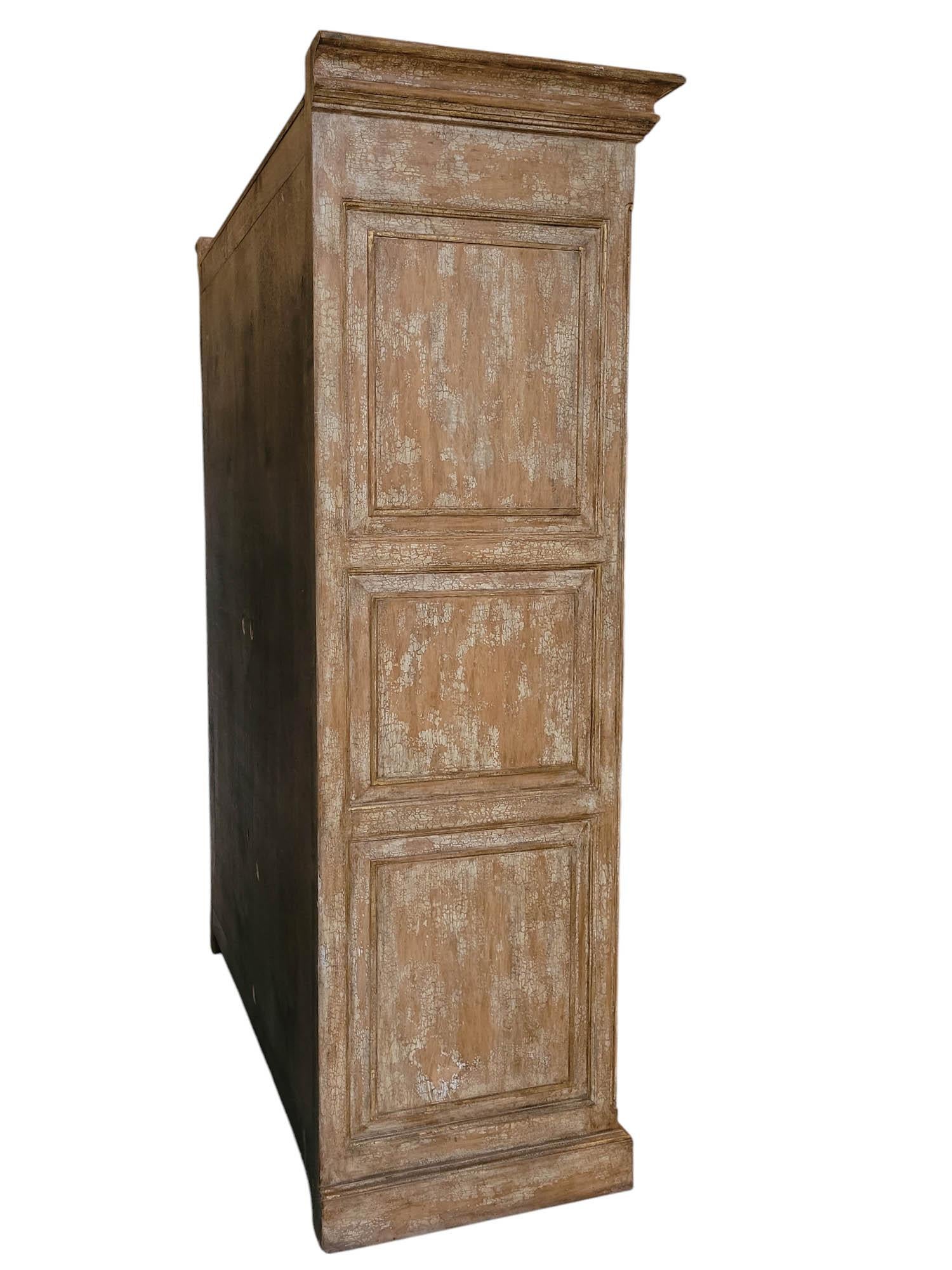 Armoire moderno in stile rustico alto 7,5 piedi in vendita 4