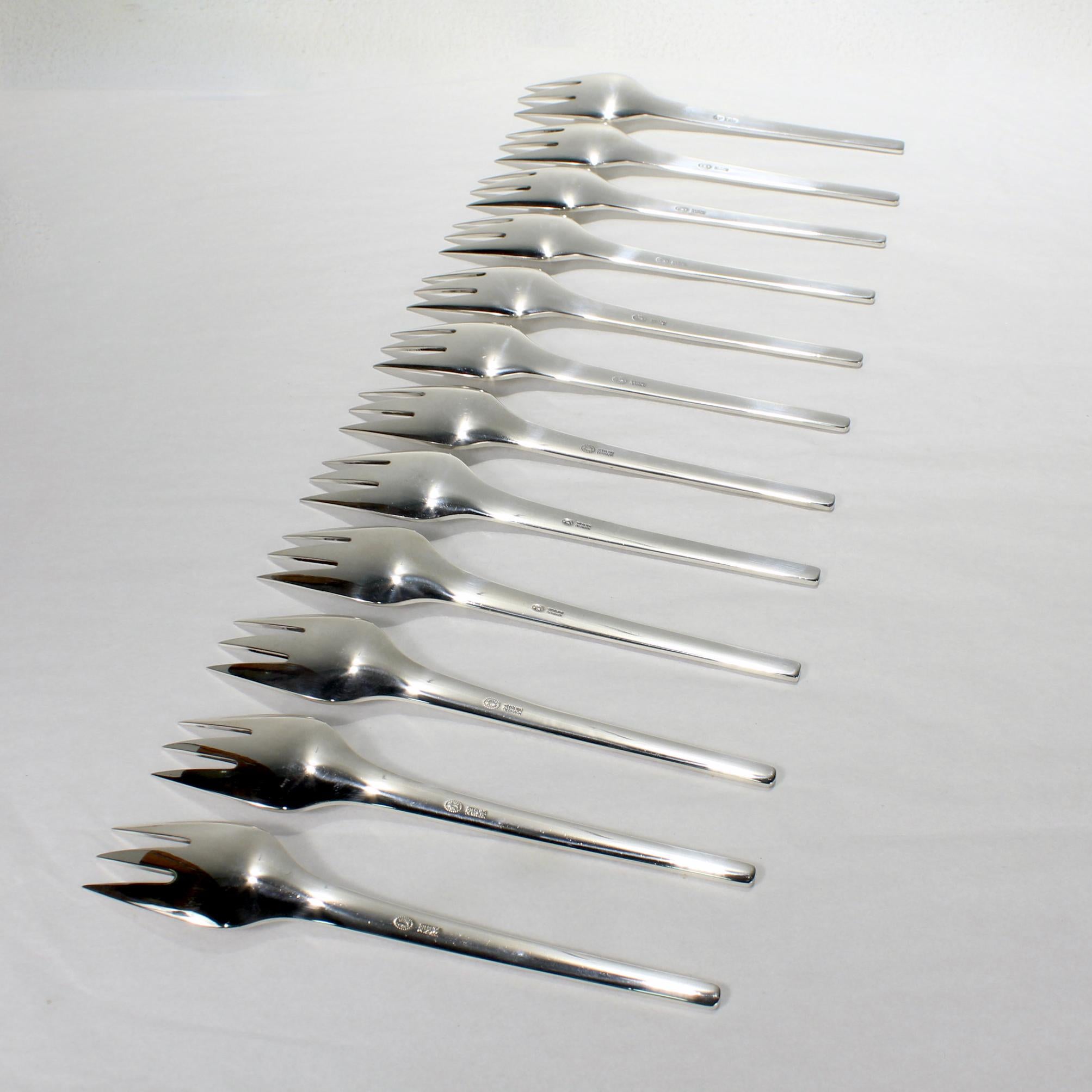 75 Pc. Georg Jensen Caravel Sterling Silver Flatware Dinner Service for 12 For Sale 1