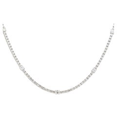 7.50 Carat Diamond Station Tennis Necklace 14 Karat En Stock