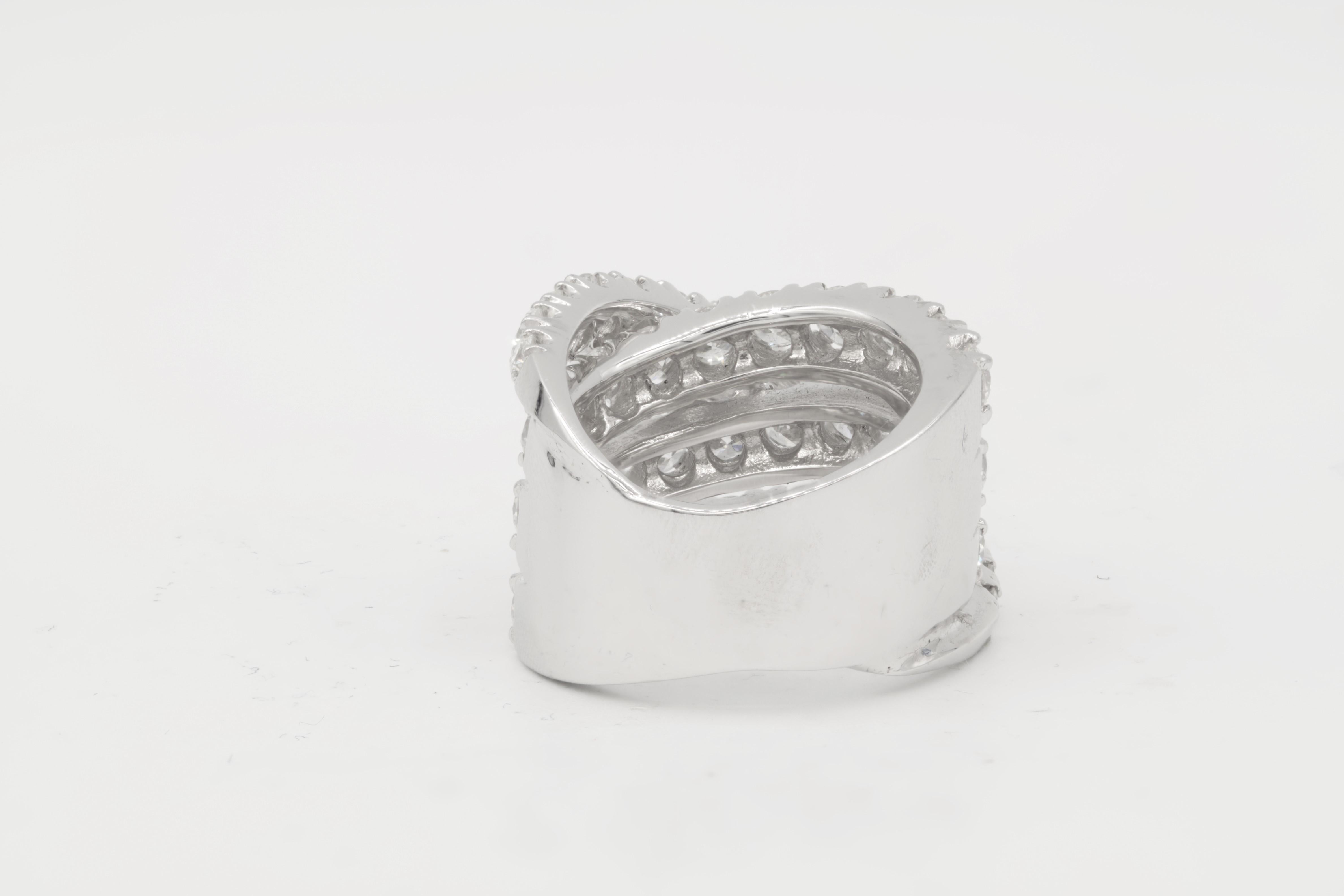 Round Cut 7.50 Carat Fancy Diamond Ring For Sale