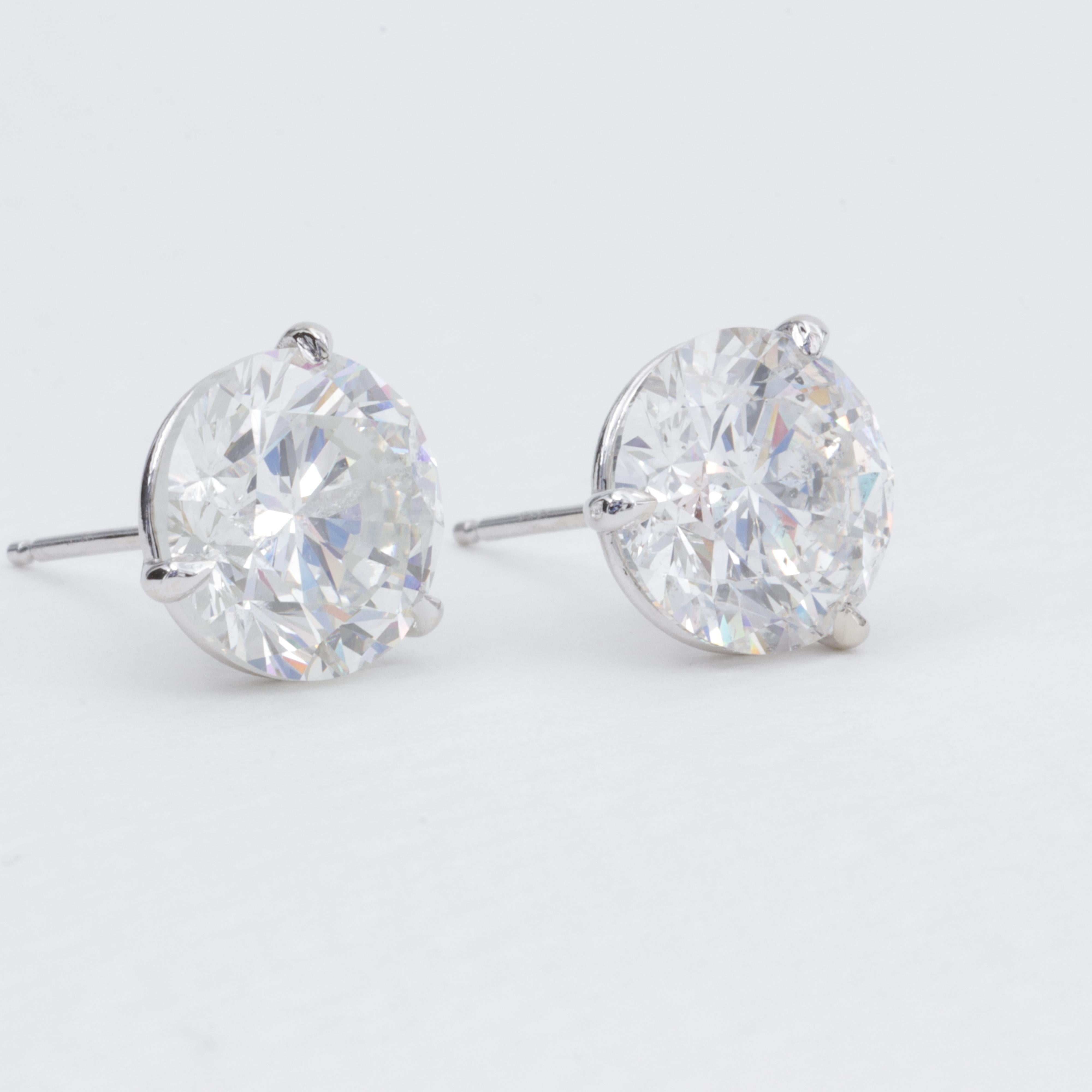Women's or Men's 7.50 Carat GIA Natural Diamond Stud Earrings in White Gold 4 Prong Settings For Sale