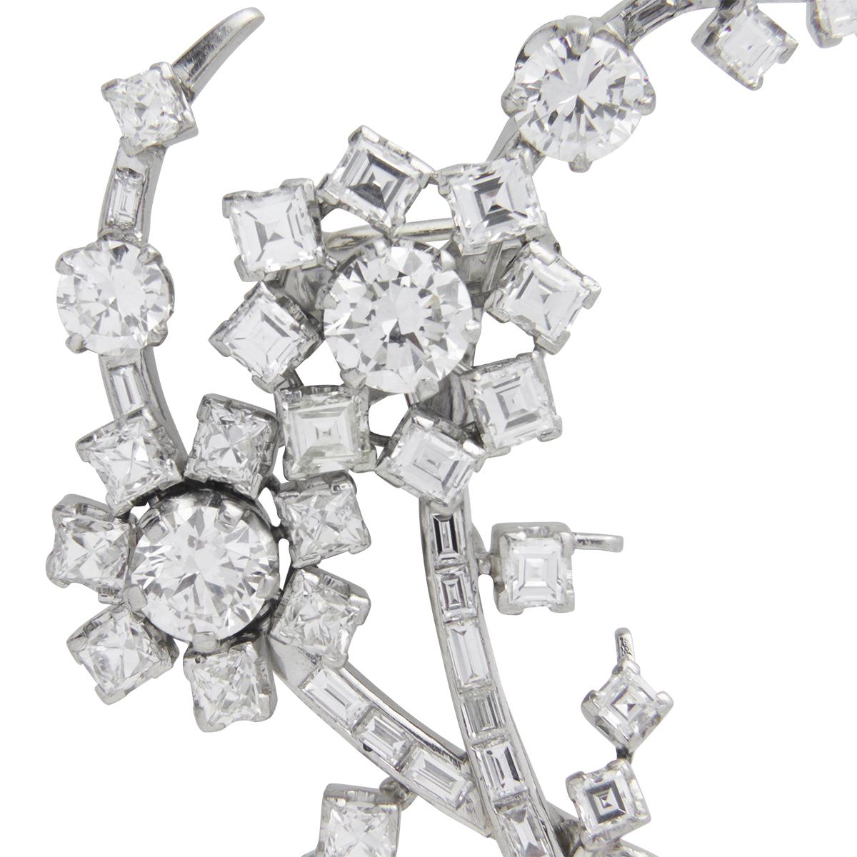 Women's 7.50 Carat Mixed Cut Diamond Spray Pin Brooch For Sale