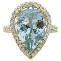 7.50 Carat Natural Aquamarine 14 Karat Solid Yellow Gold Diamond Ring