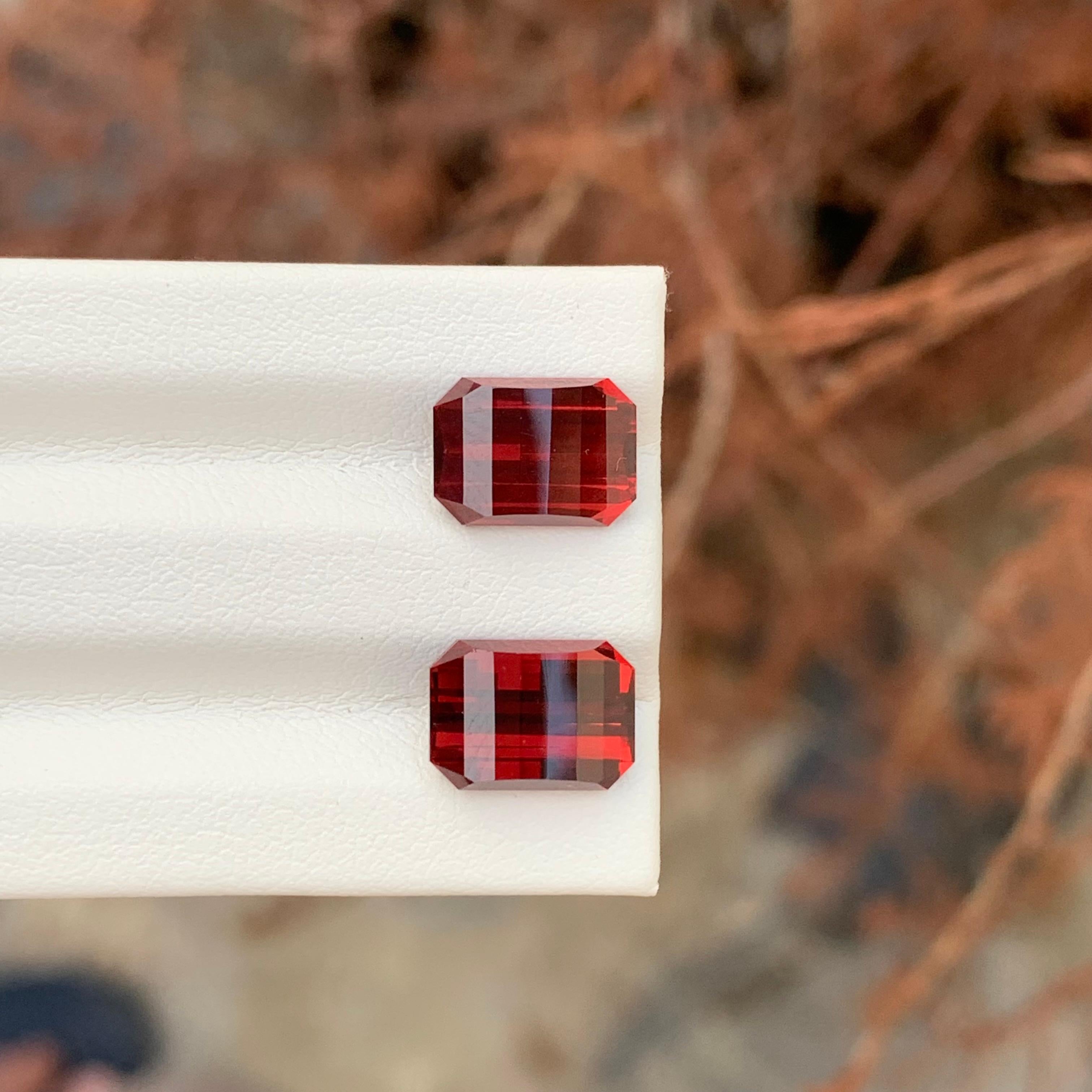 Paire de grenats rhodolite facettés naturels de 7,50 carats, pierre précieuse taille pixel pour boucles d'oreilles en vente 3