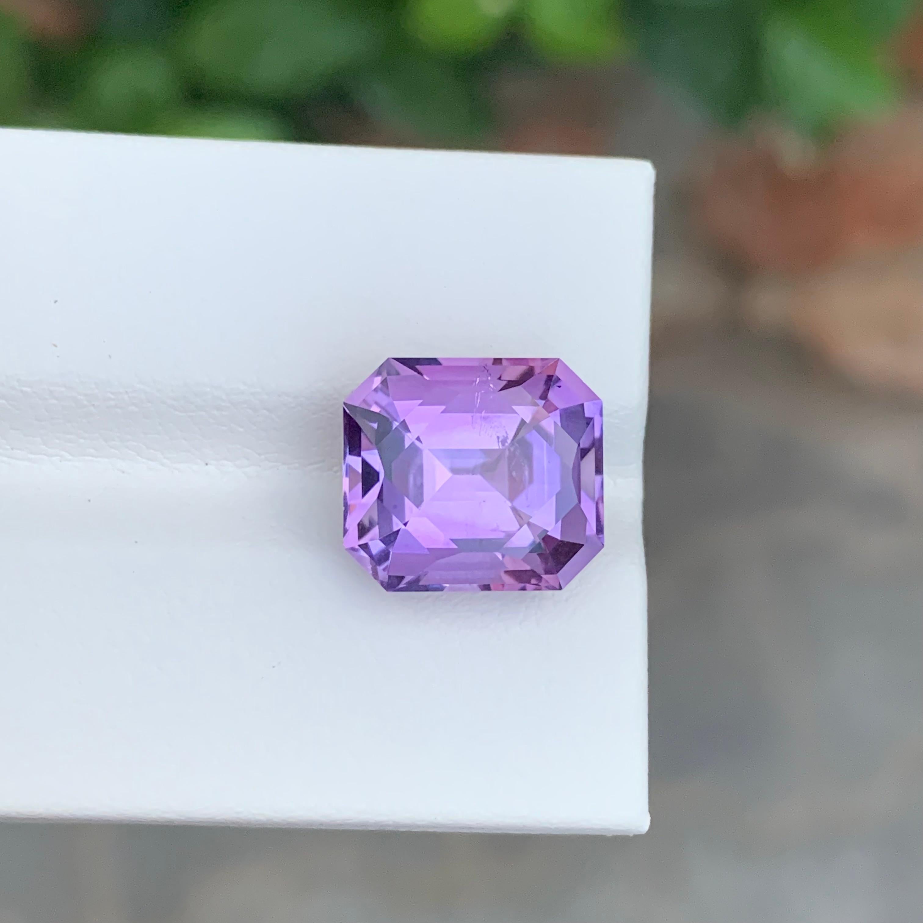 7.50 Karat natürlicher loser Amethyst Smaragd Form Edelstein für Damen oder Herren im Angebot