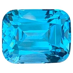 7.50 Karat Natürlicher loser Schweizer Blautopas im Kissenschliff Edelstein