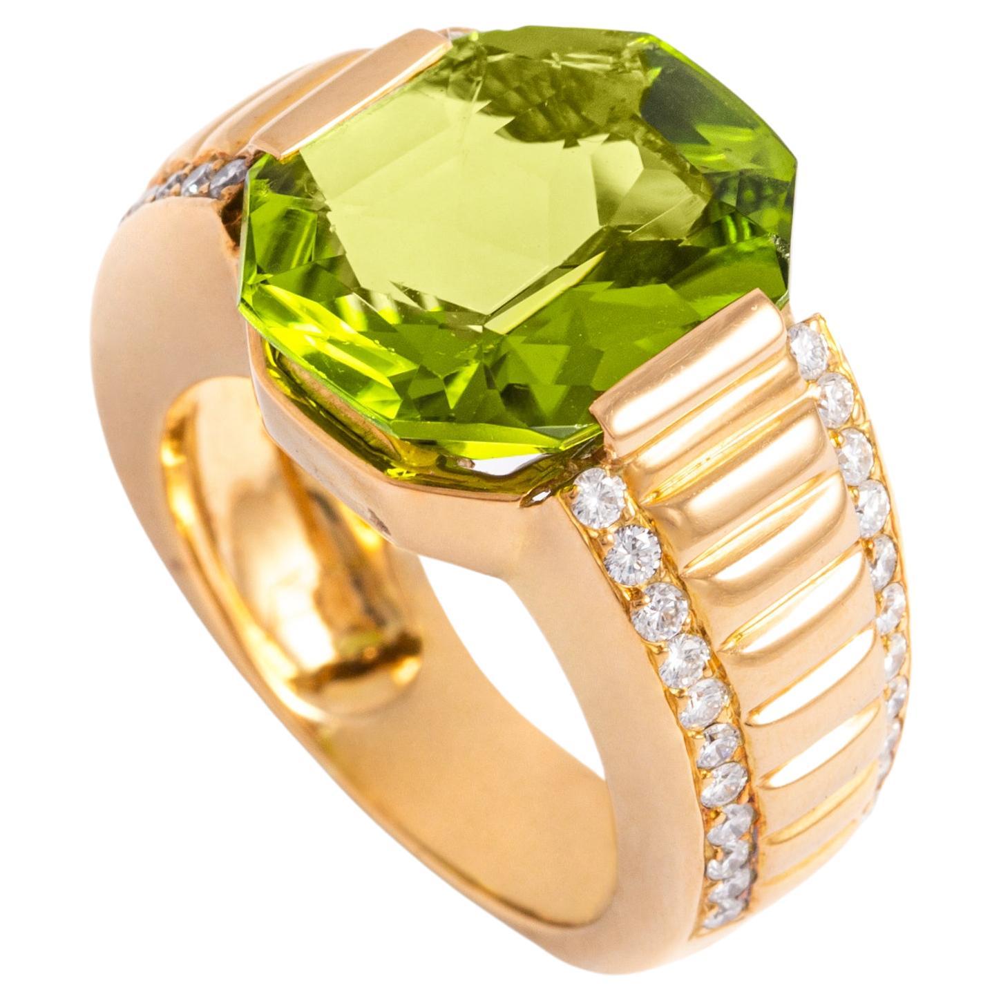 7.50 Carat Peridot Diamond Gold Ring For Sale