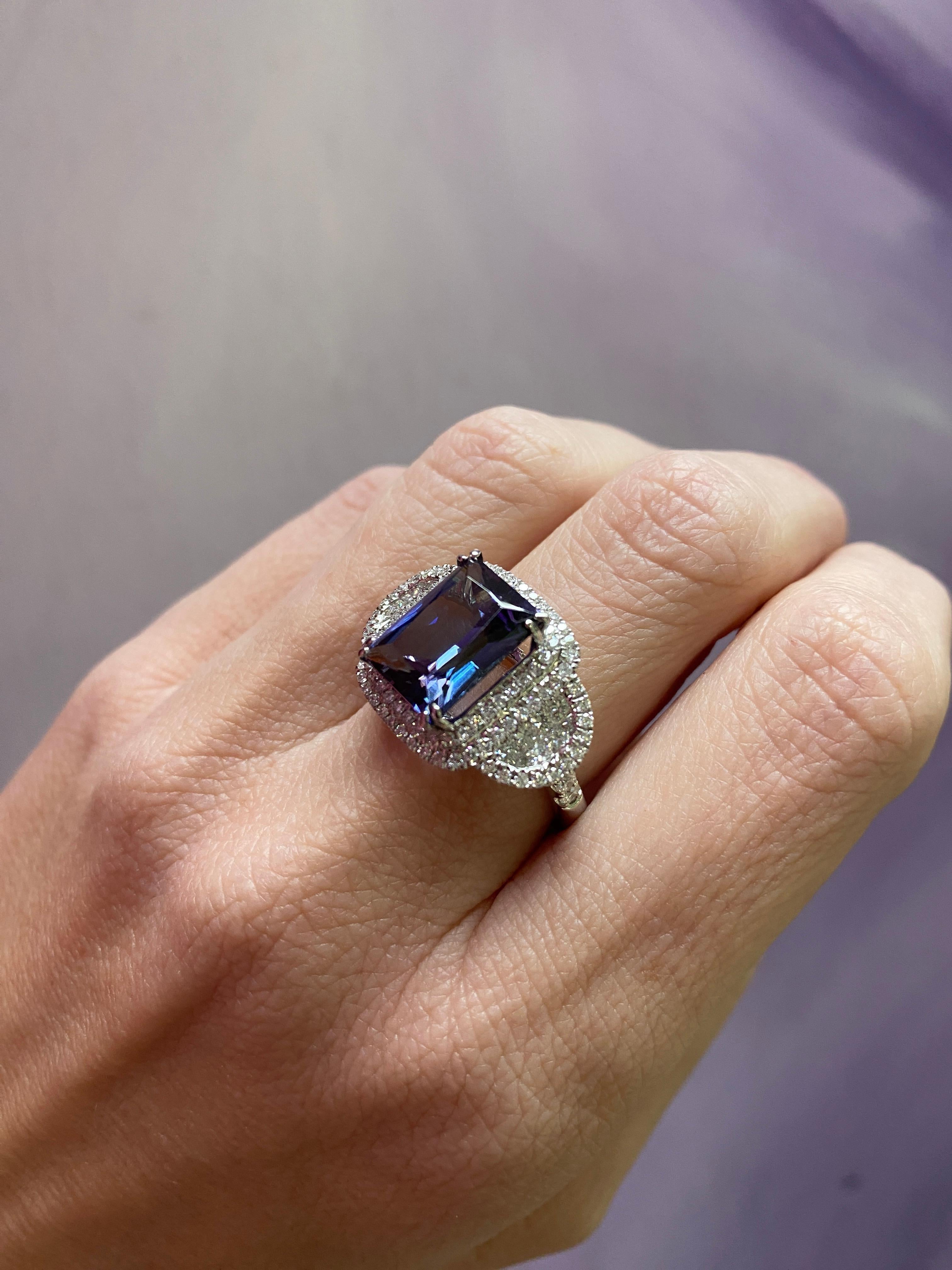7,50 Karat strahlender Tansanit und Diamant 14 Karat Weißgold Ring im Angebot 7