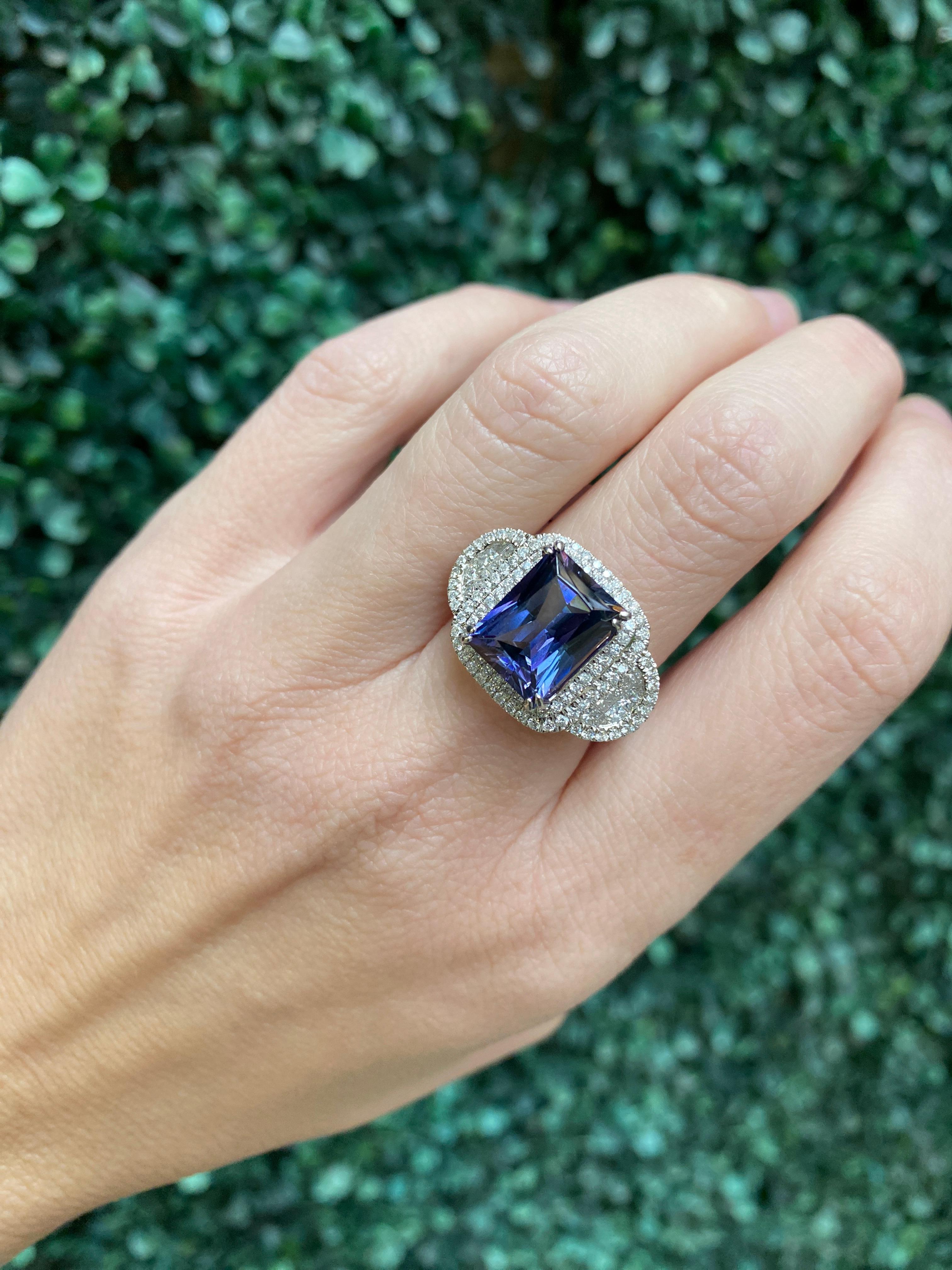 7,50 Karat strahlender Tansanit und Diamant 14 Karat Weißgold Ring im Angebot 10