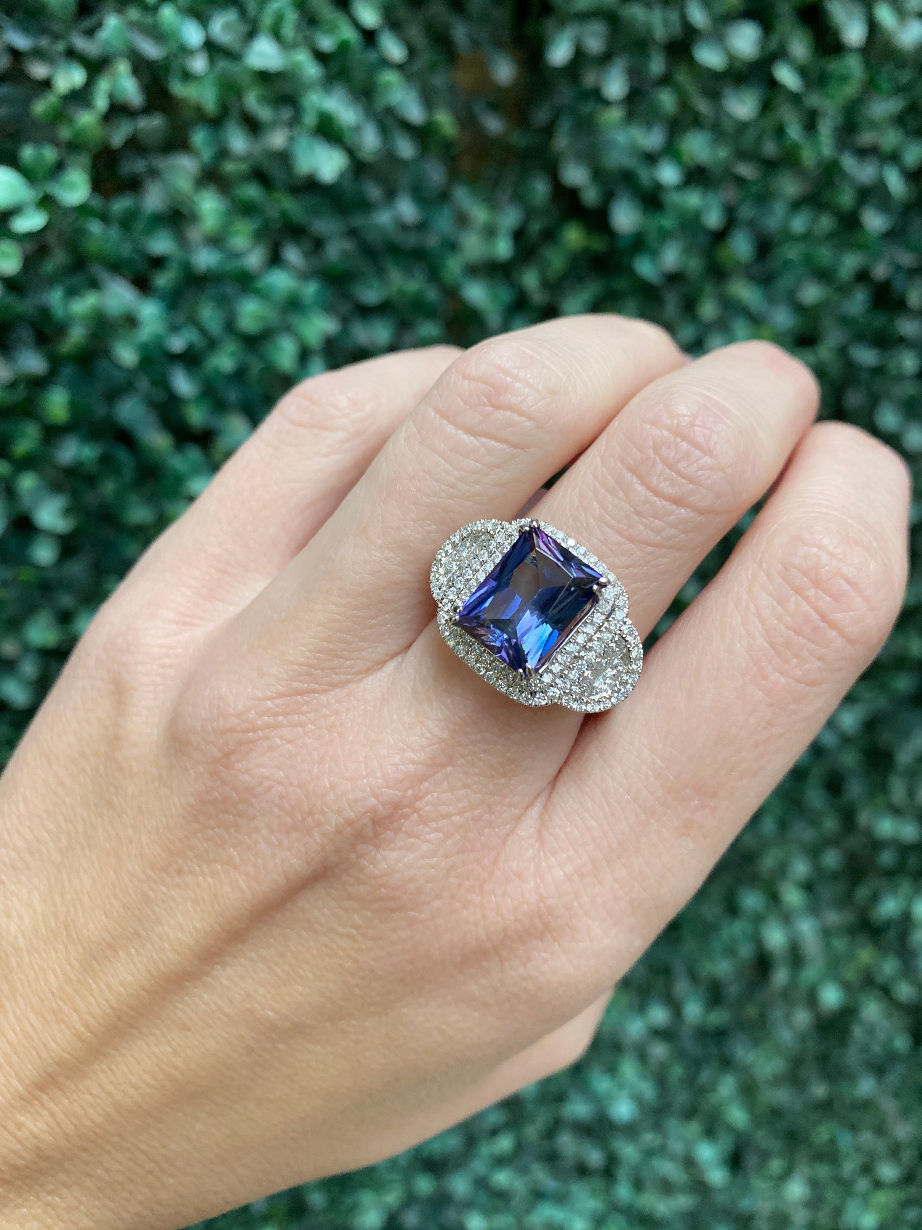 7,50 Karat strahlender Tansanit und Diamant 14 Karat Weißgold Ring im Angebot 11
