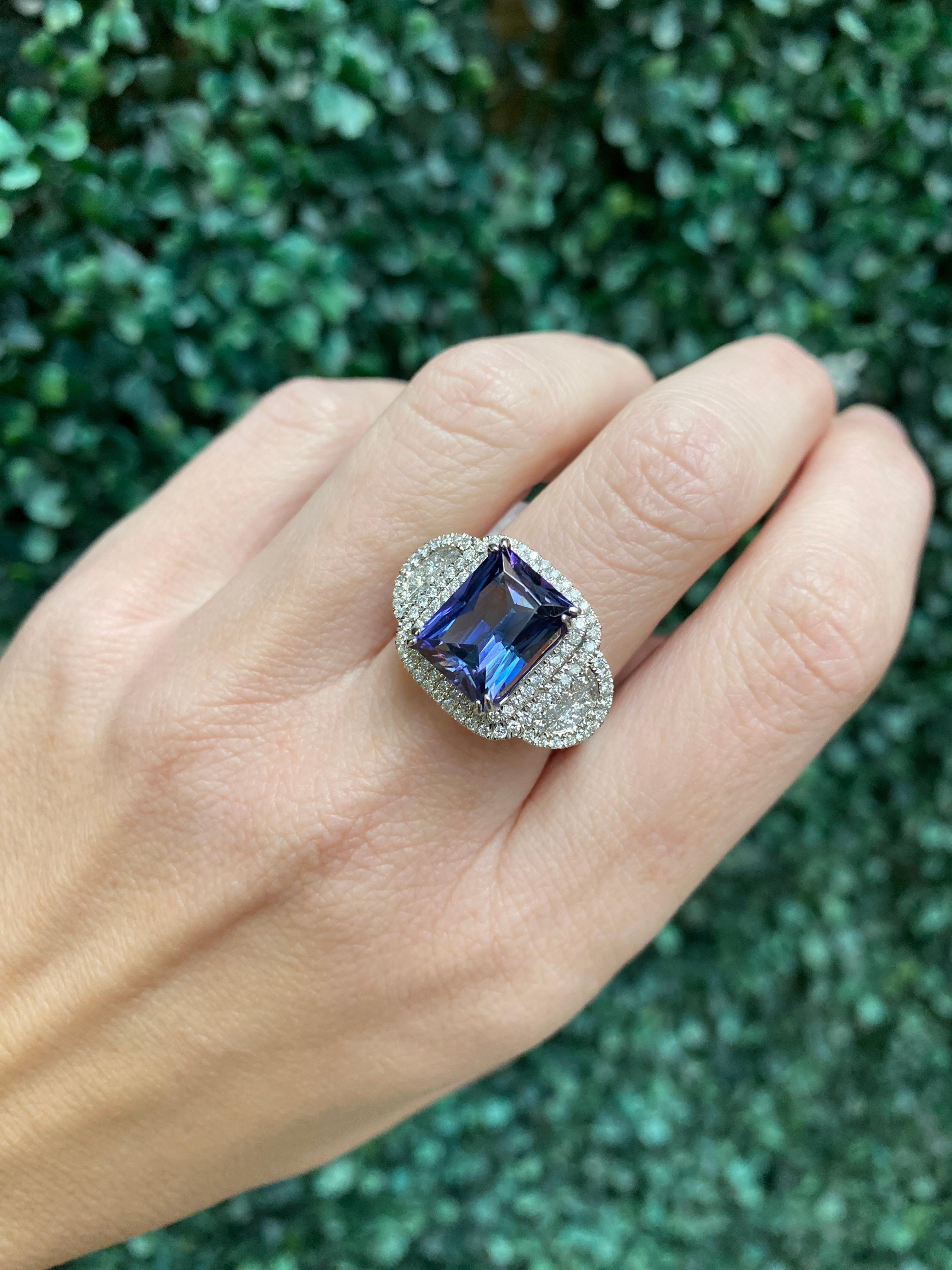 7,50 Karat strahlender Tansanit und Diamant 14 Karat Weißgold Ring im Angebot 12