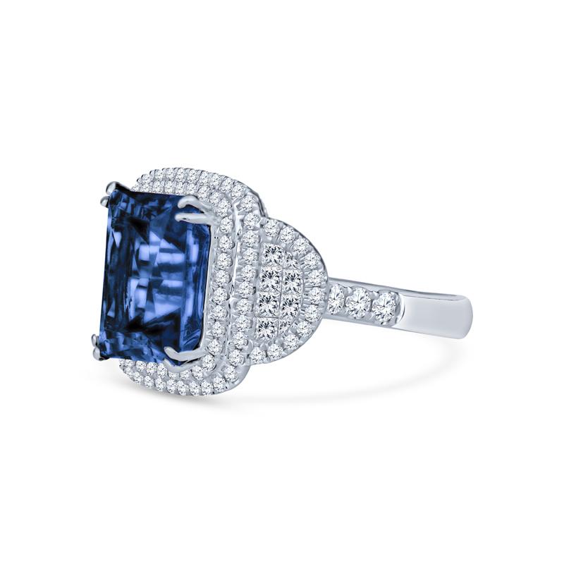 7,50 Karat strahlender Tansanit und Diamant 14 Karat Weißgold Ring (Radiantschliff) im Angebot