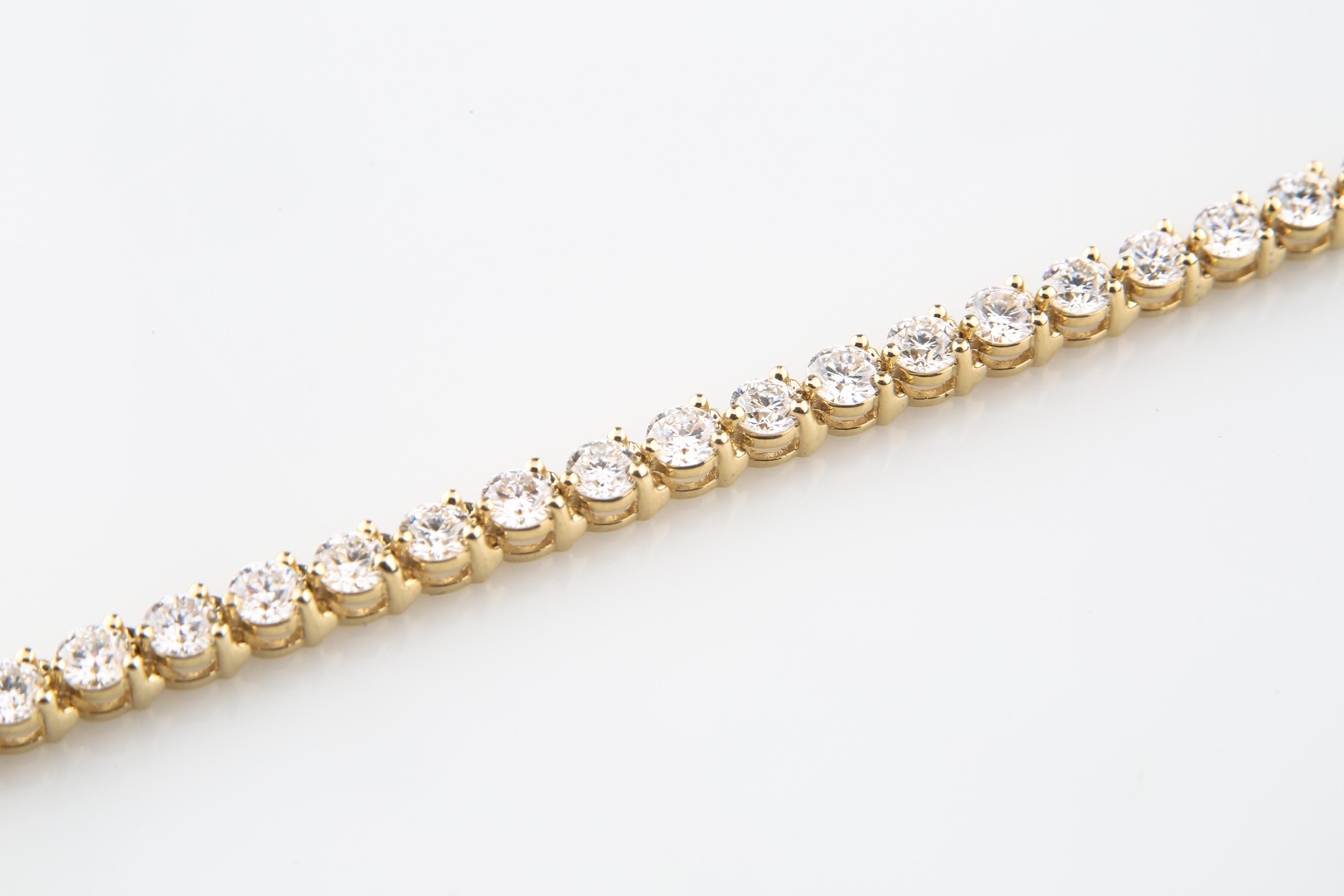 Taille ronde Bracelet tennis en or jaune 14 carats avec diamants ronds de 7,50 carats