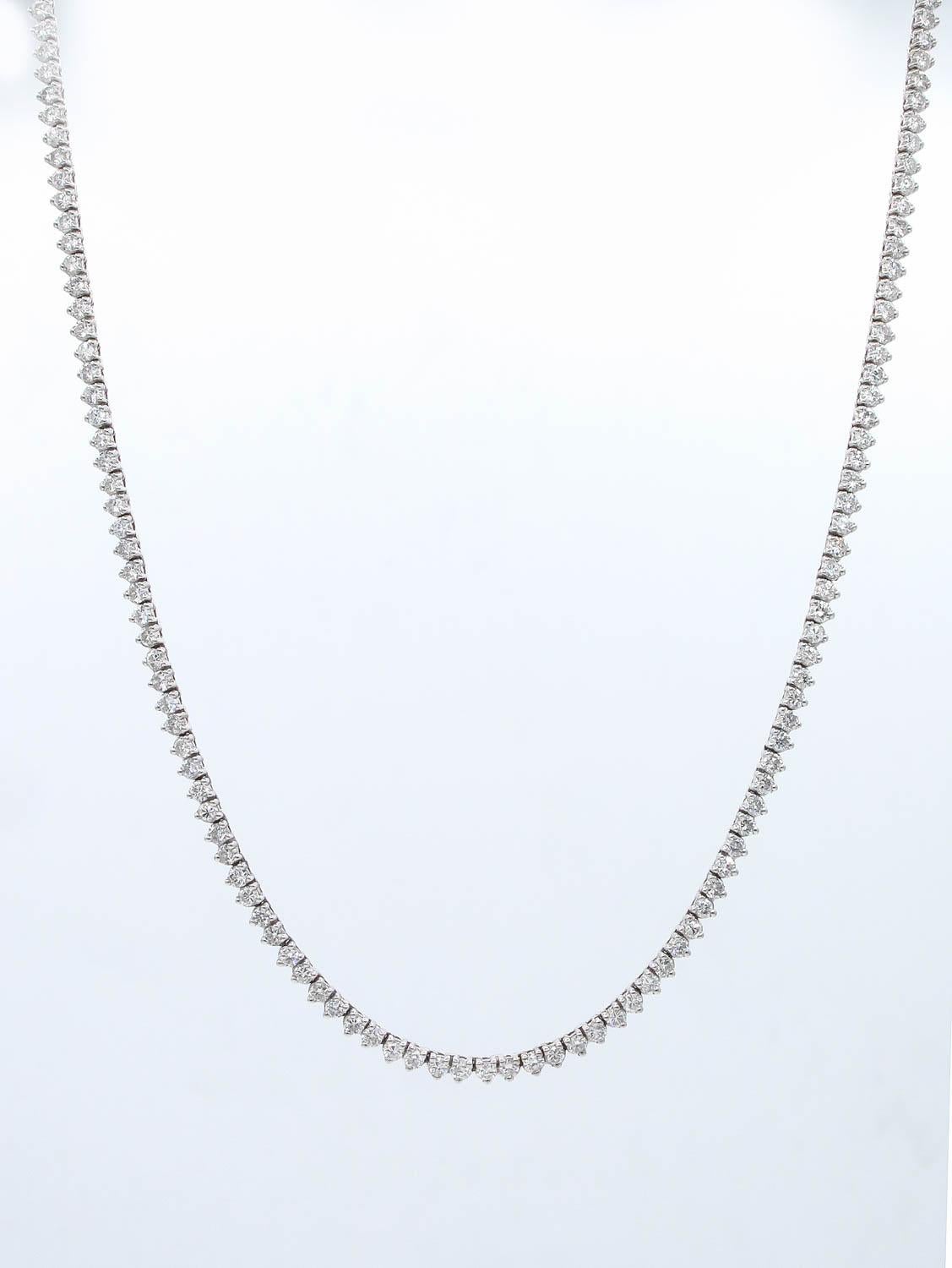 7.50 Carat Round Diamond Tennis Necklace in White Gold 3