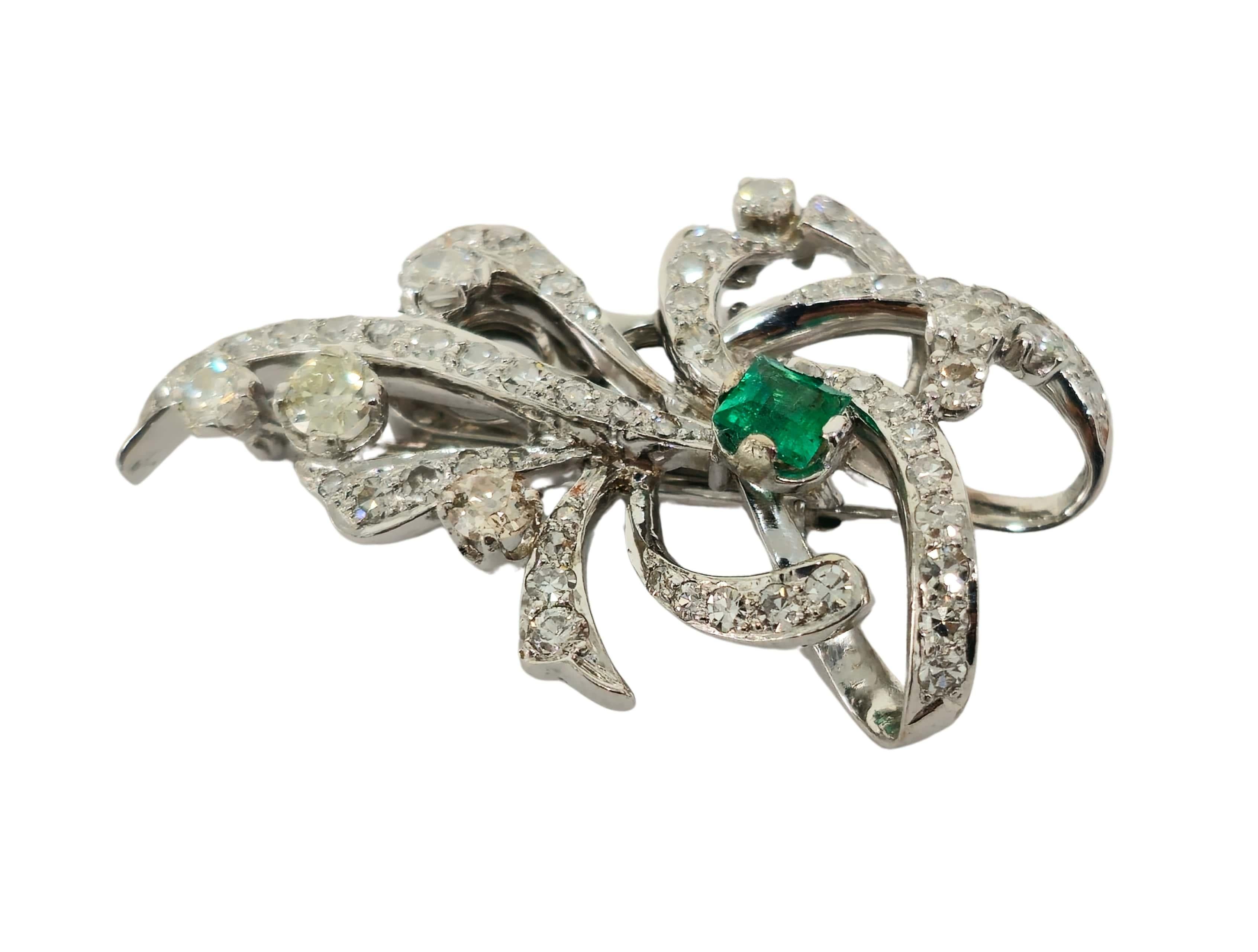 7.50 Carat VVS Diamond and Colombian Emerald Pin For Sale 1