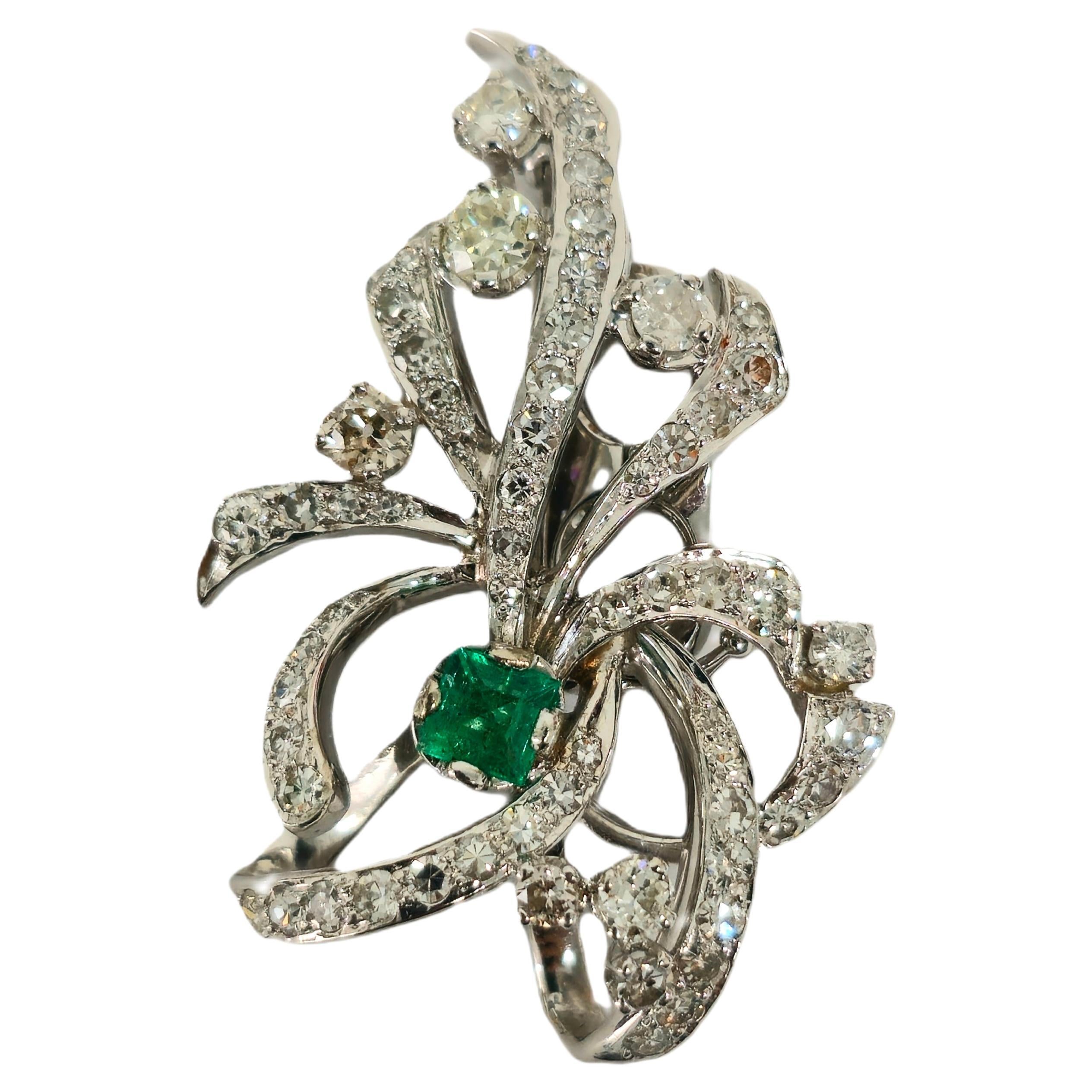 7.50 Carat VVS Diamond and Colombian Emerald Pin For Sale