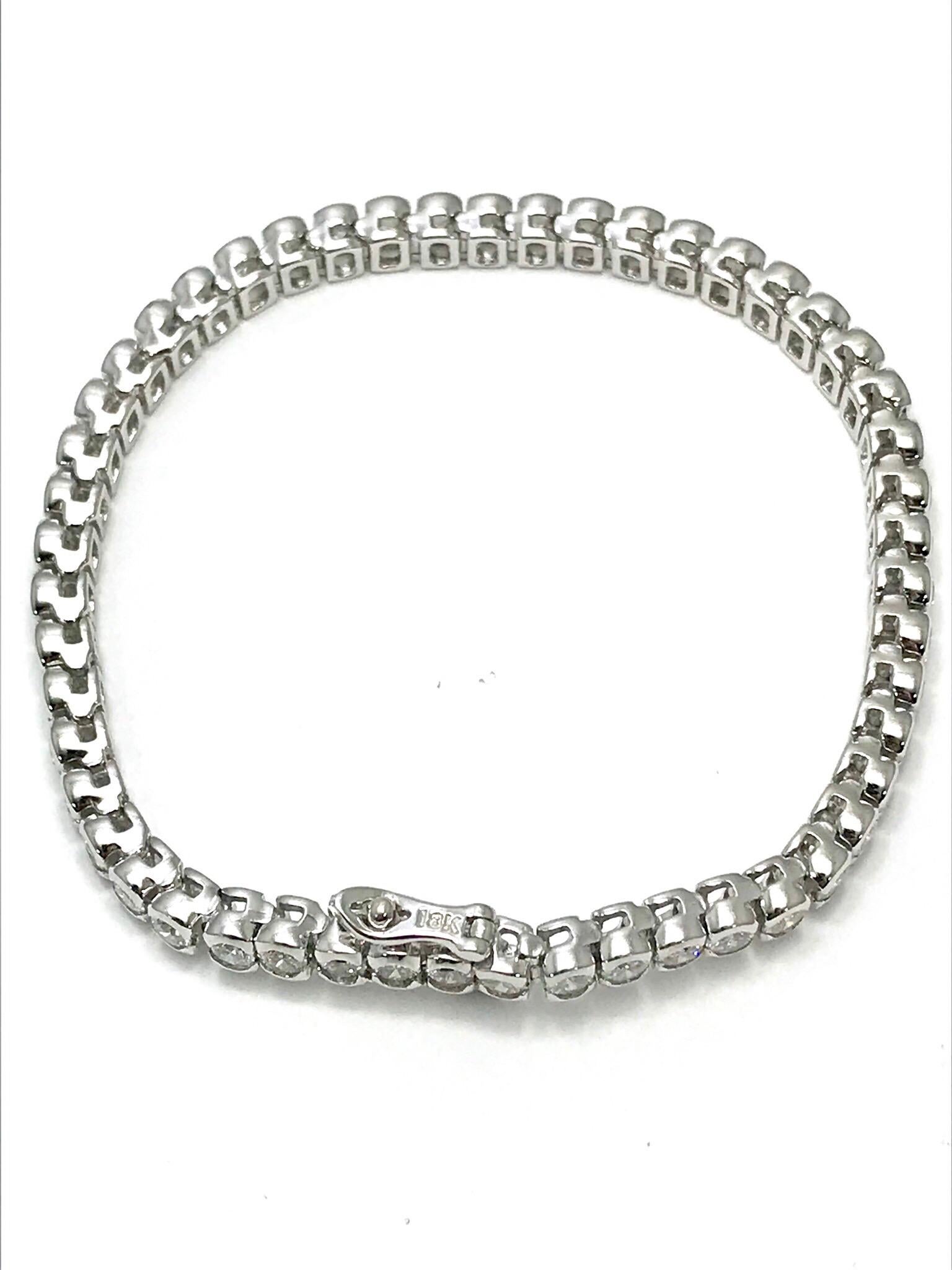 7.50 Carat Diamond 18 Karat White Gold Tennis Bracelet In Excellent Condition In Chevy Chase, MD