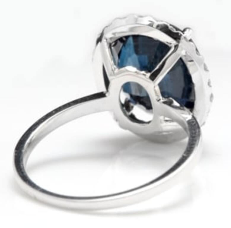 7.50 Carat Exquisite Natural Blue Sapphire and Diamond 14 Karat Solid White Gold In New Condition For Sale In Los Angeles, CA