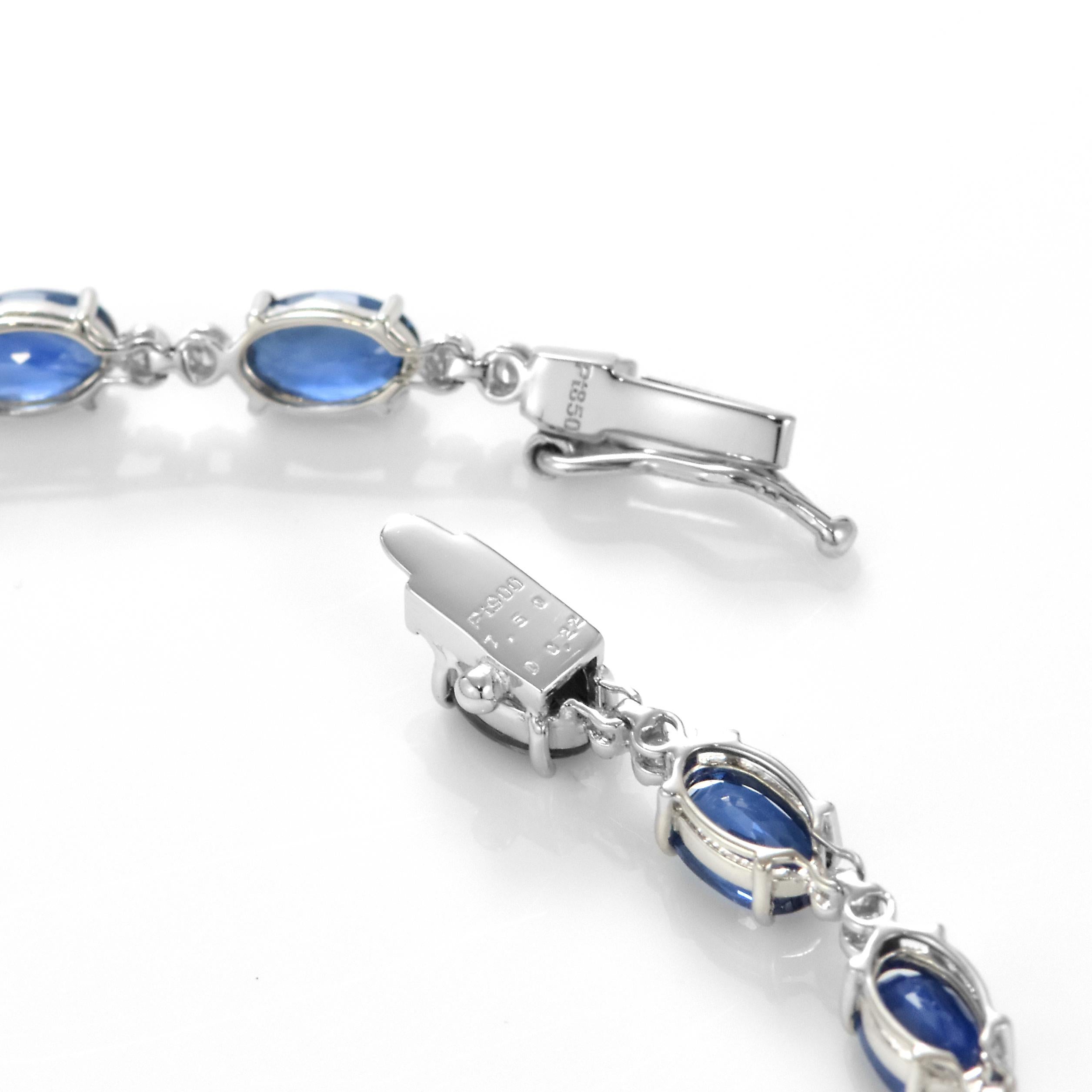 Women's 7.50 Carats Royal Blue Sapphire and Diamond Tennis Bracelet Made in Platinum For Sale