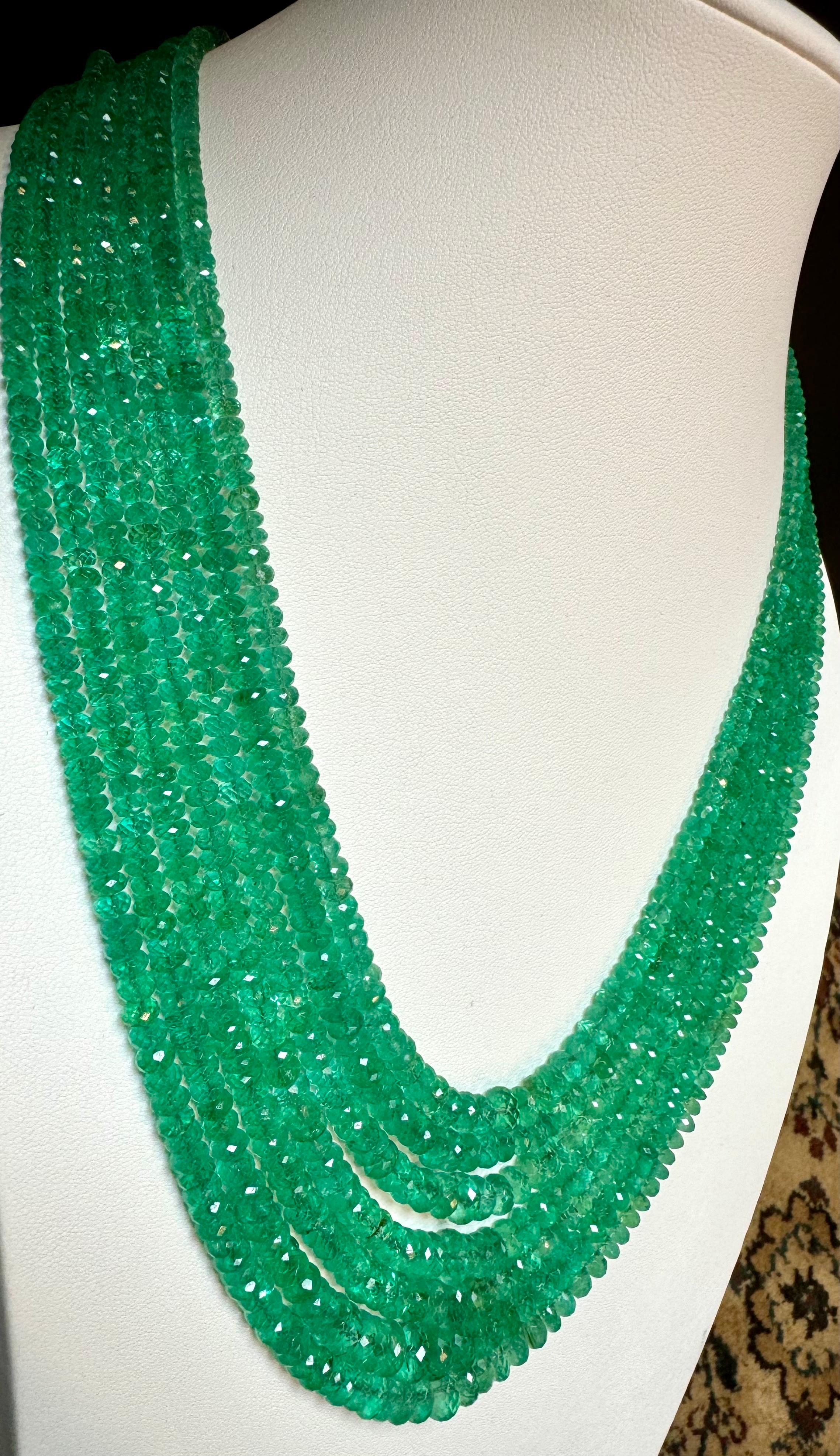 750 Ct COLOMBIAN Emerald Beads 7 Line Necklace with Clasp 18 Karat Yellow Gold 5