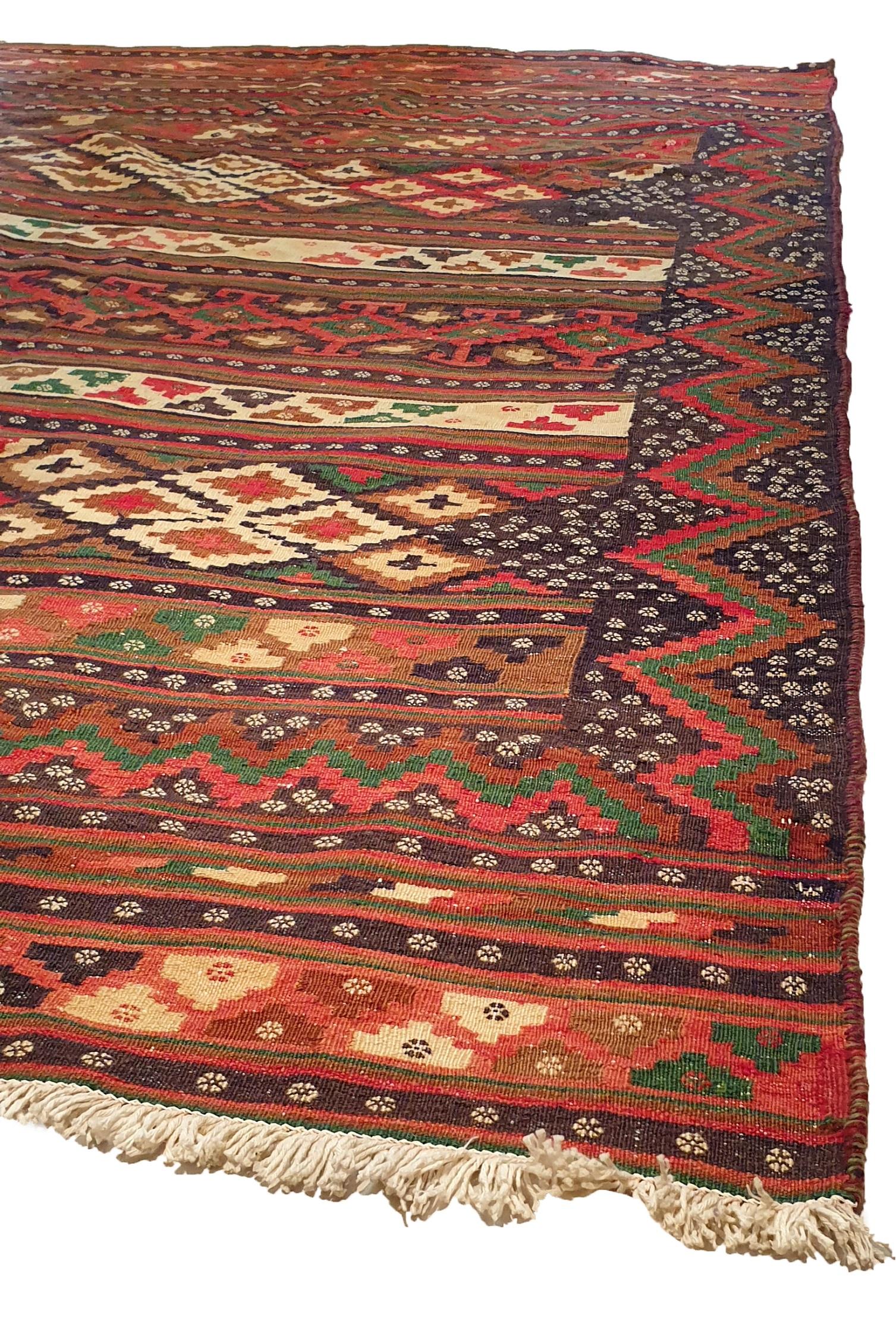 750 - Nice 20th century Kilim with beautiful pattern, and beautiful colors pink, orange, yellow, green and dark brown, entirely hand-woven with wool woven on cotton foundation.