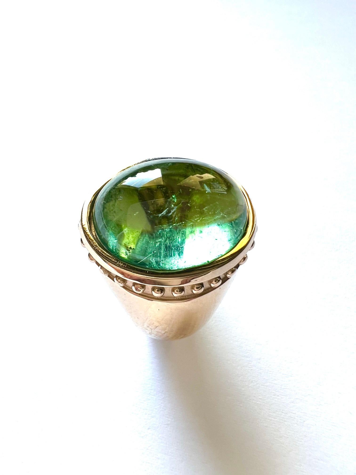 Contemporary 750/Rosegold Ring 21gr. with 1 Tourmaline Cabouchon, 15.63cts. For Sale