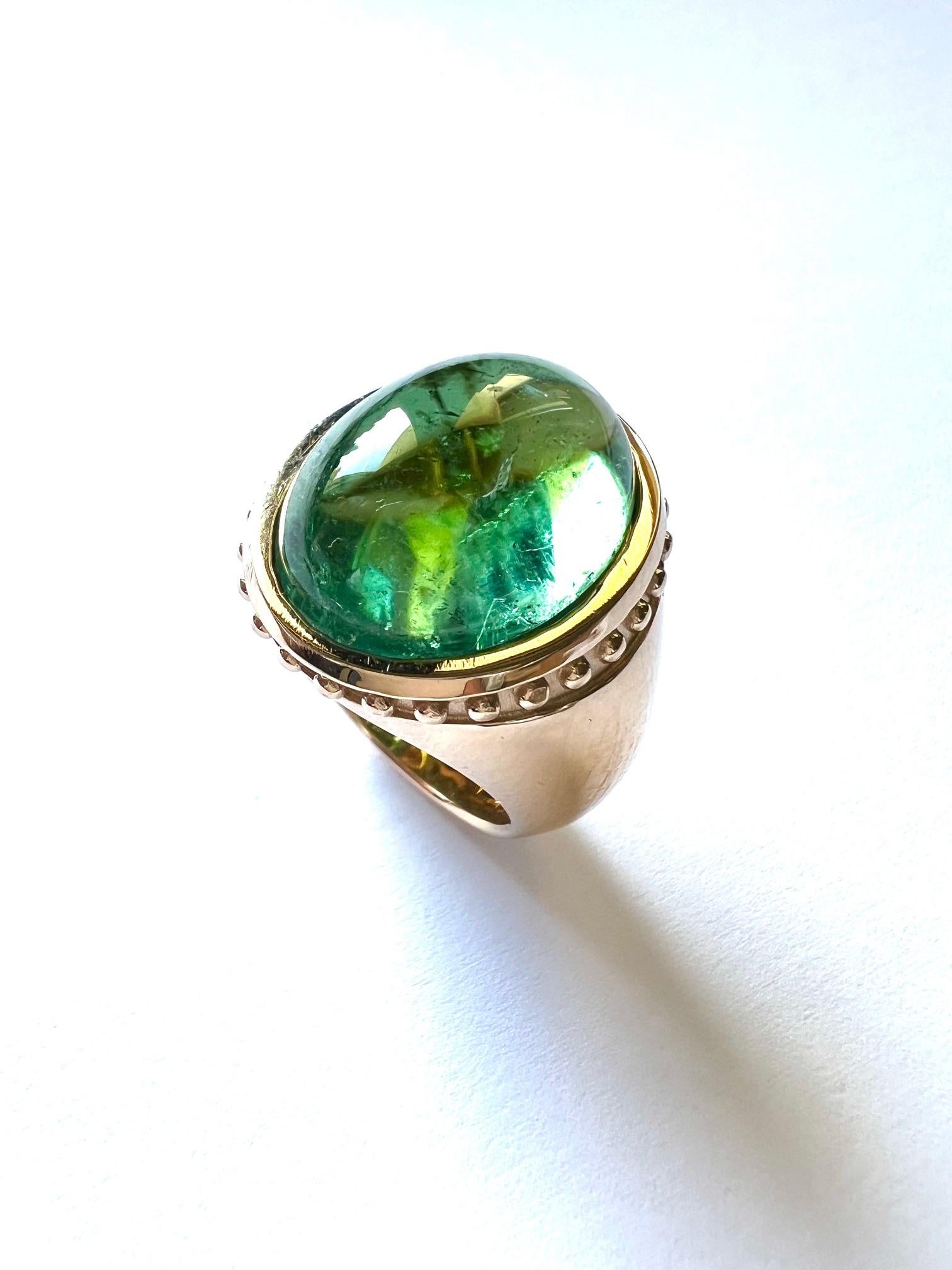 750/Rosegold Ring 21gr. with 1 Tourmaline Cabouchon, 15.63cts. In New Condition For Sale In Idar-Oberstein, DE