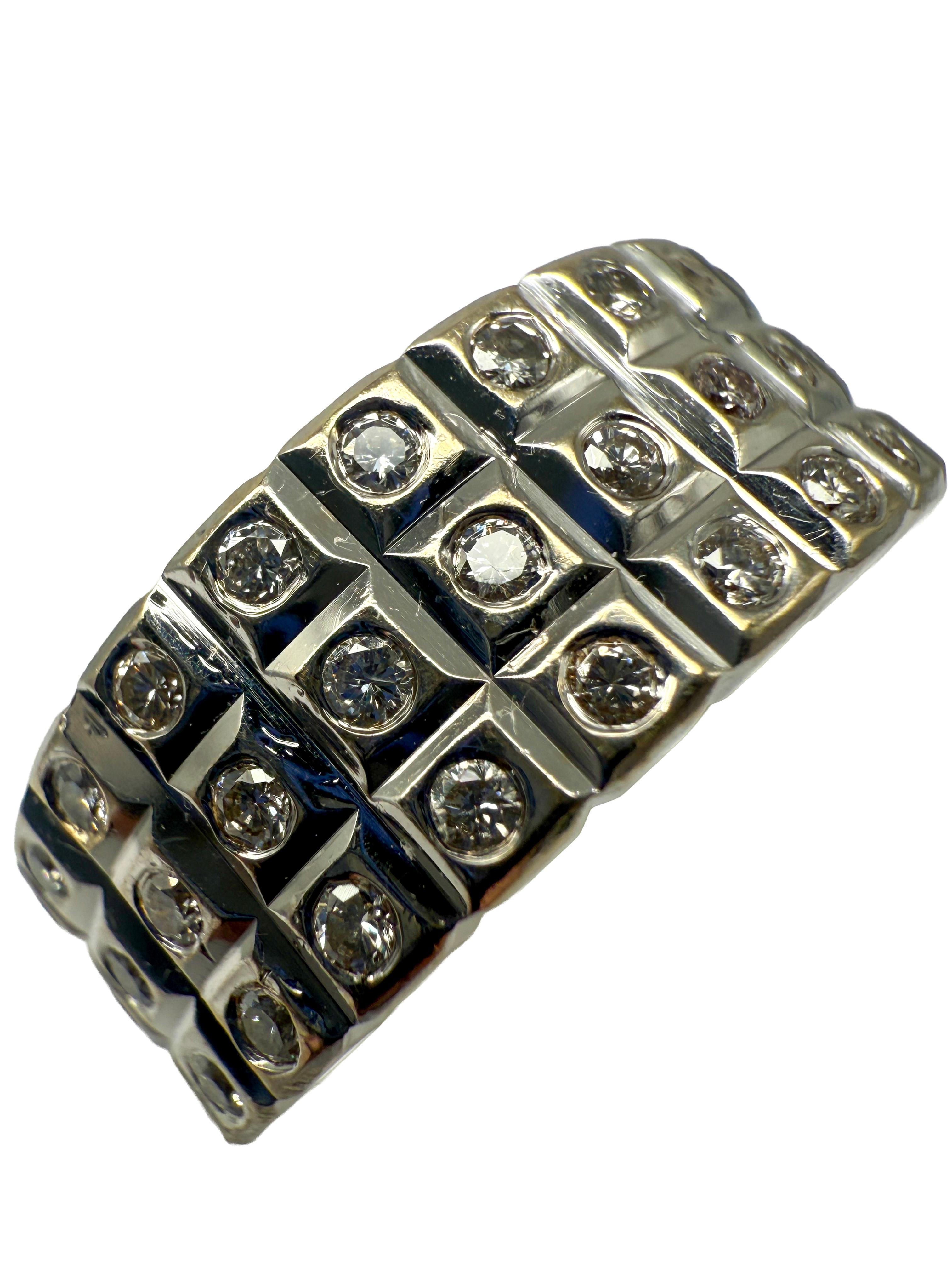 Timeless Elegance for Connoisseurs: This exquisite ring, crafted from solid 18 karat white gold, combines luxurious appeal with fine craftsmanship. A total of 75 natural brilliant-cut diamonds adorn the ring, giving it exceptional sparkle. With a