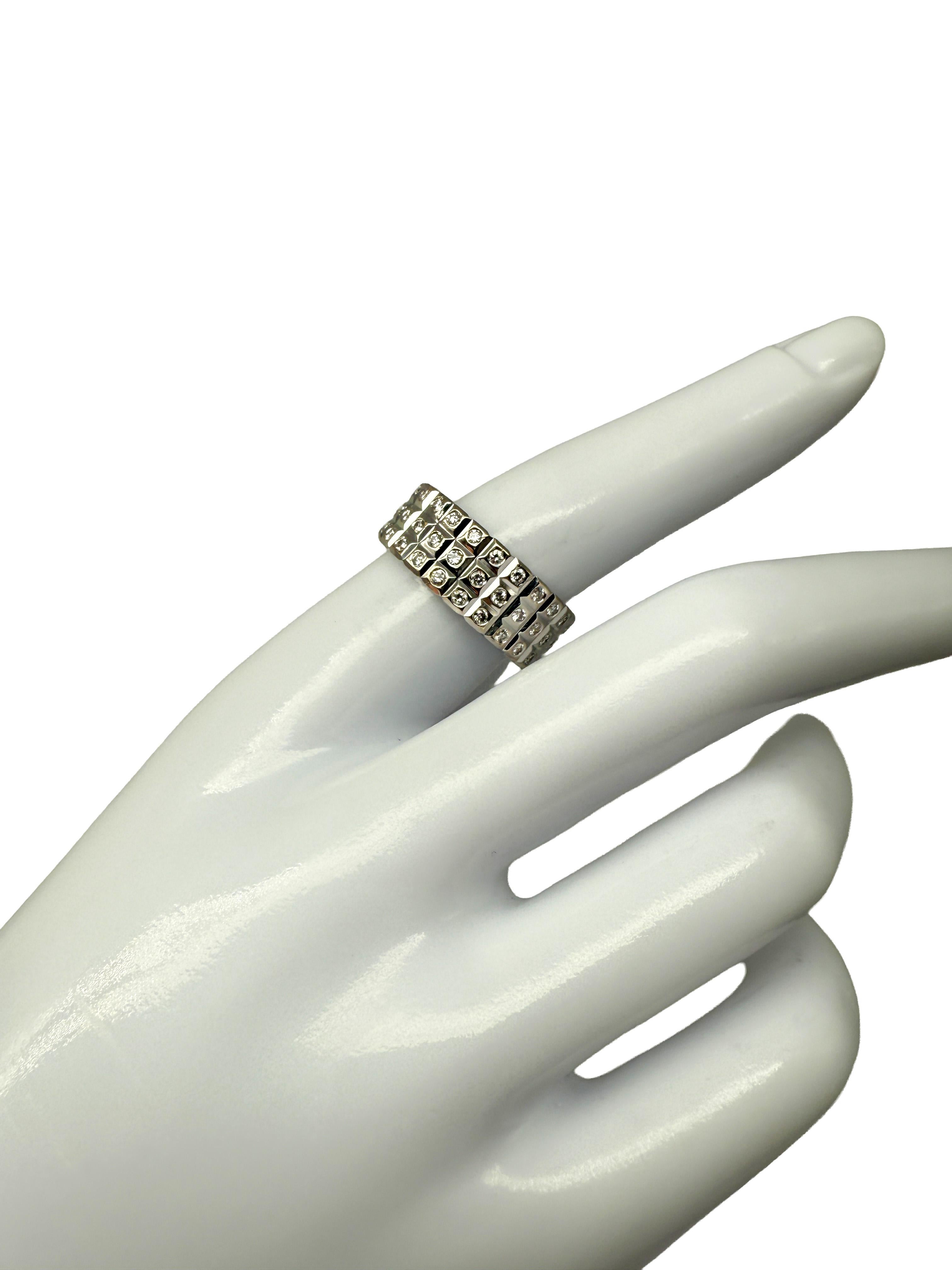 750 White Gold Ring with Diamonds For Sale 1