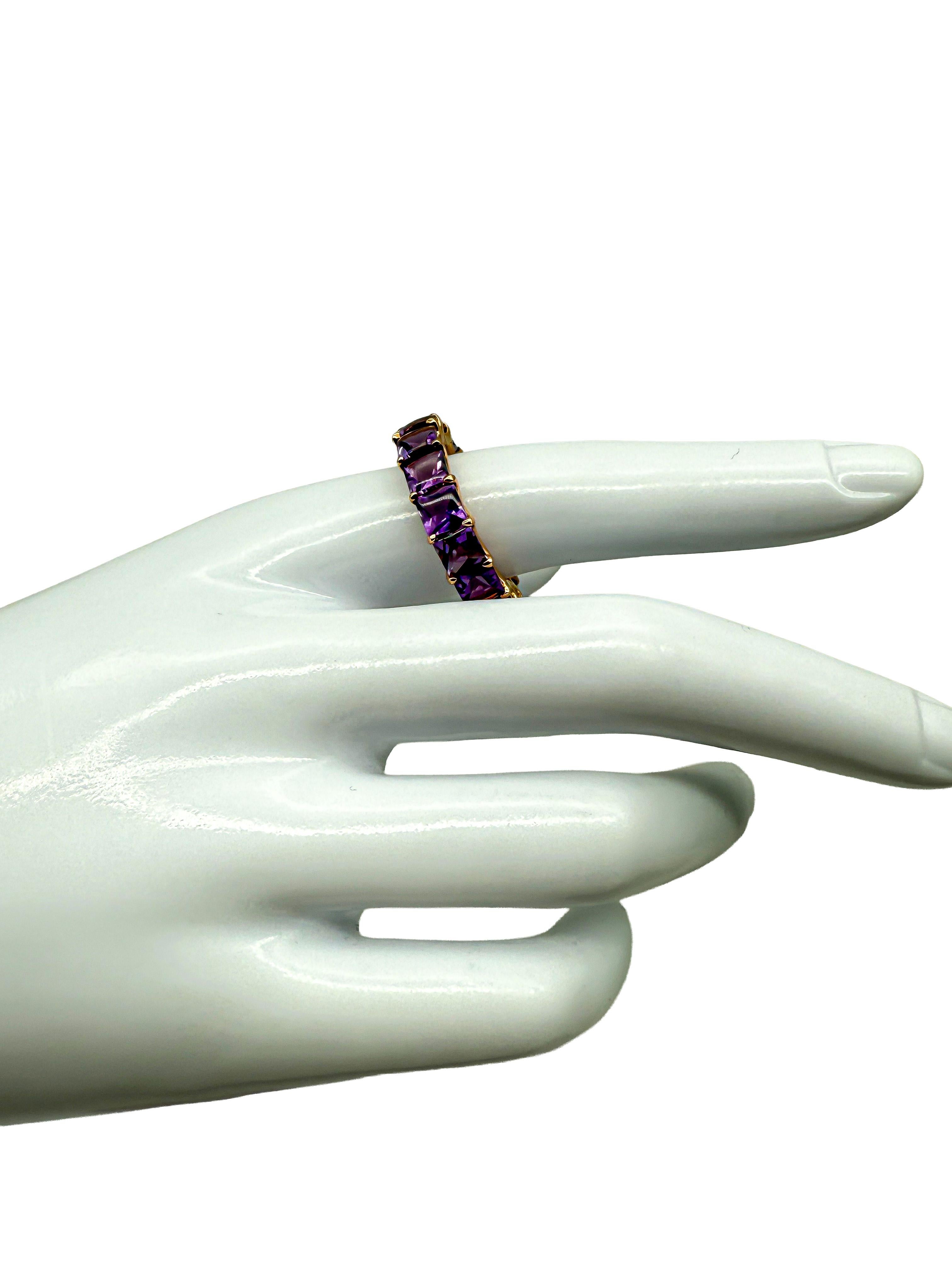 Women's 750 yellow gold ring with amethysts For Sale