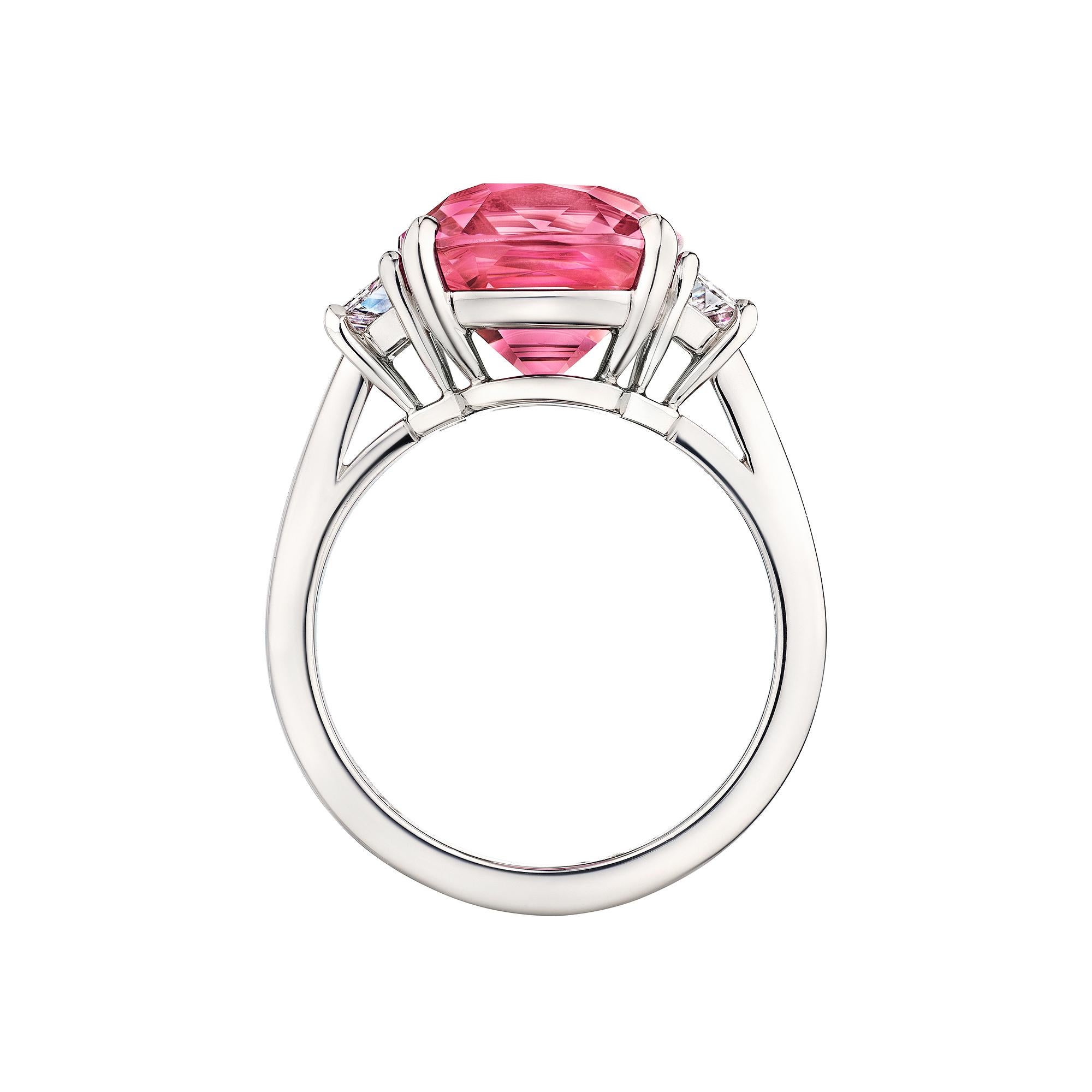 Contemporary 7.53 Carat Cushion Cut Natural Burma Mauve Pink Spinel Diamond Platinum Ring