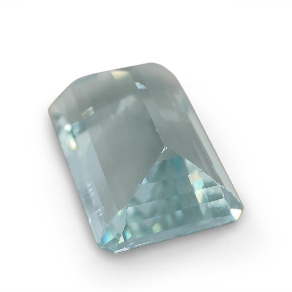 Women's or Men's 7.54ct Emerald Cut Aquamarine For Sale