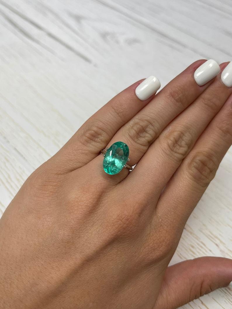 7.55 Carat Bluish Green Colombian Emerald Oval Cut - May Birthstone Gem For Sale 4