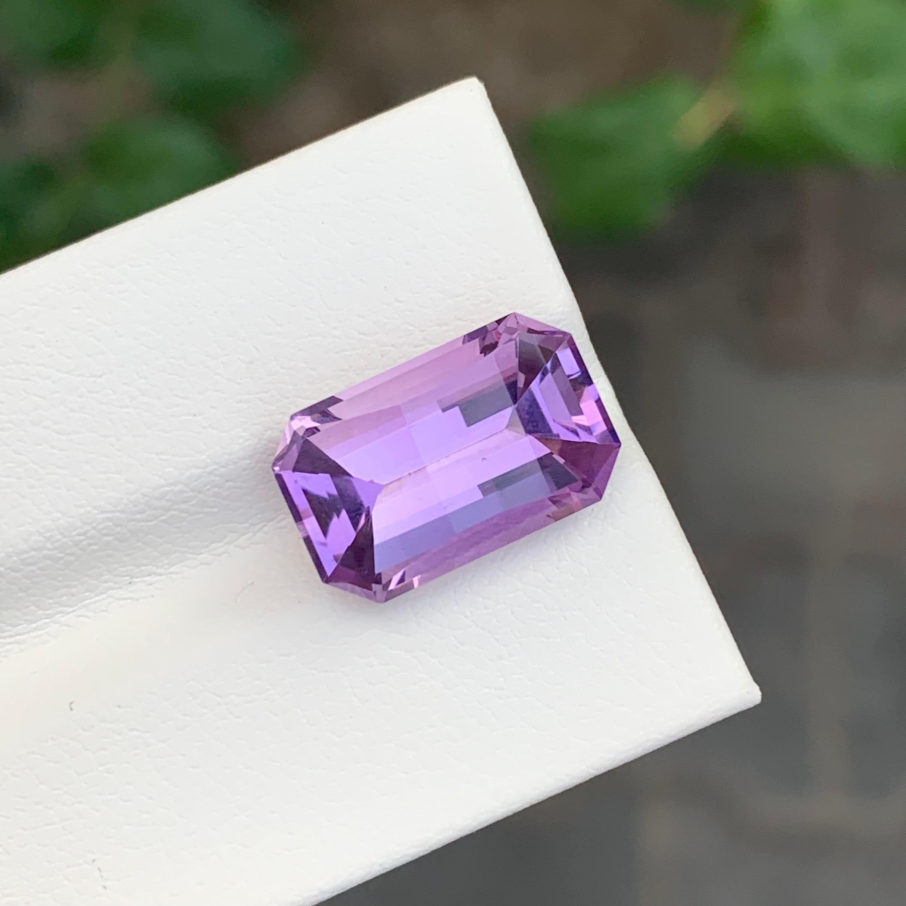 7.55 Karat natürlicher loser Amethyst Smaragd Form Edelstein (Arts and Crafts) im Angebot