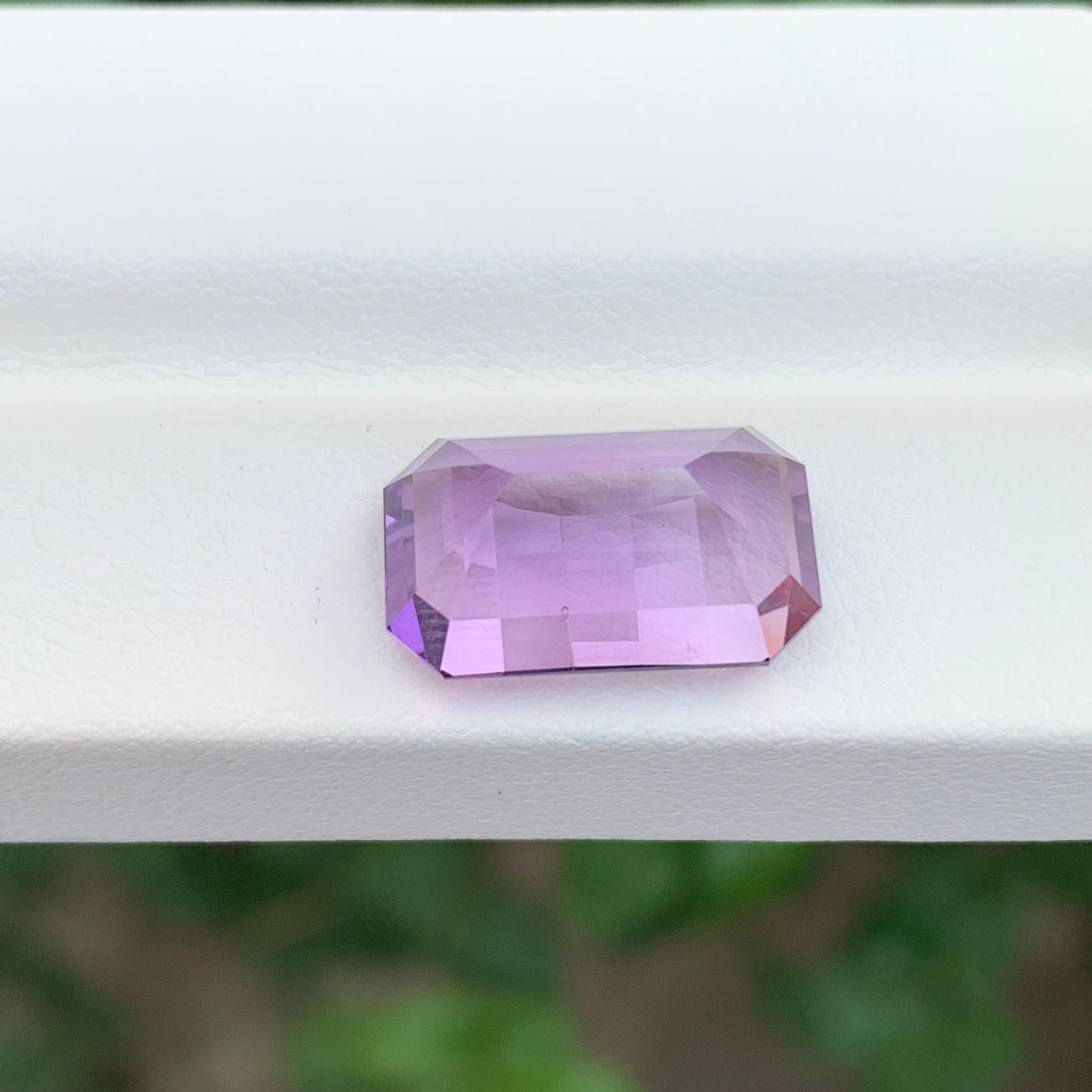 7.55 Karat natürlicher loser Amethyst Smaragd Form Edelstein im Angebot 2