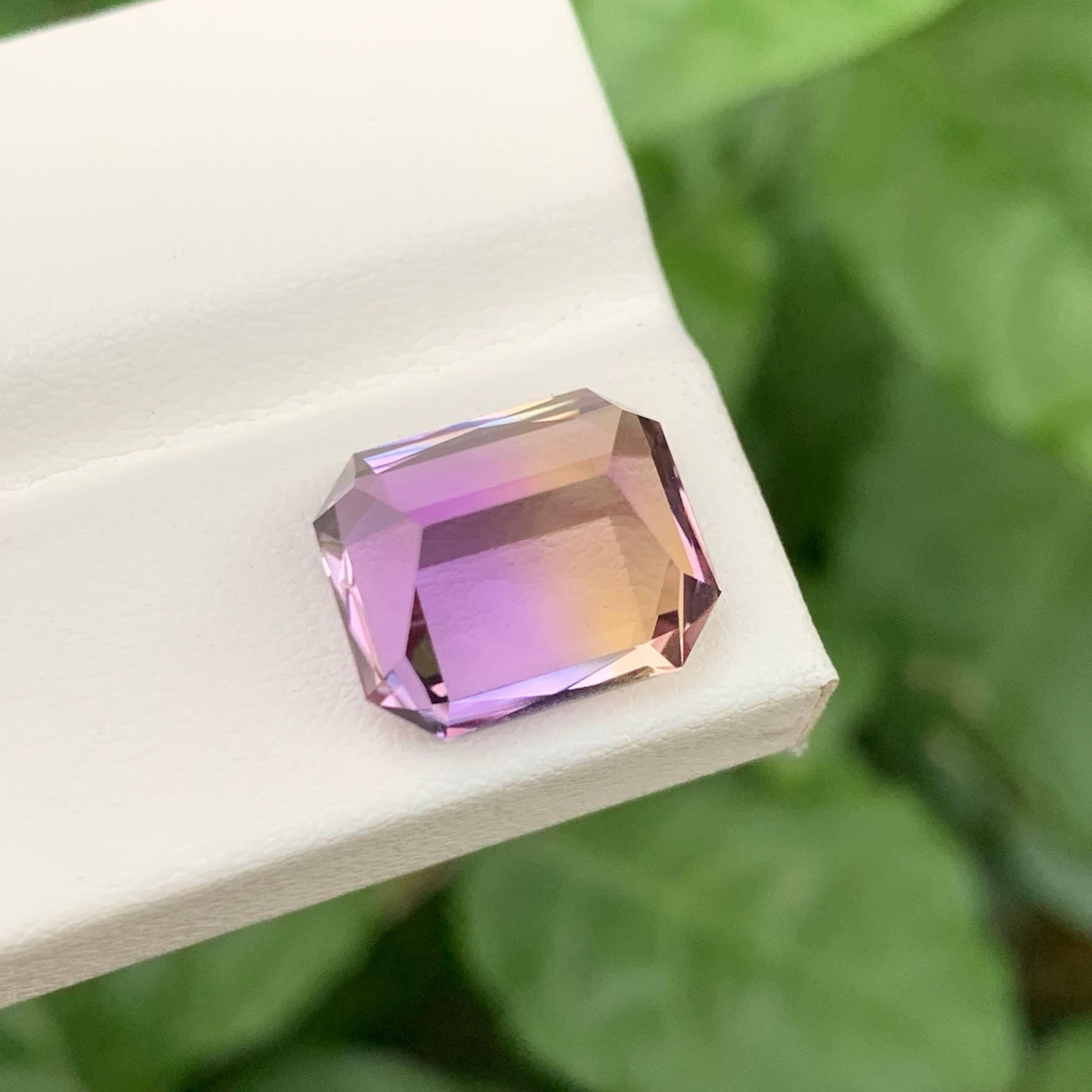 7.55 Carat Natural Loose Bi Color Ametrine Stone Emerald Cut Bolivian Gemstone In New Condition For Sale In Bangkok, TH