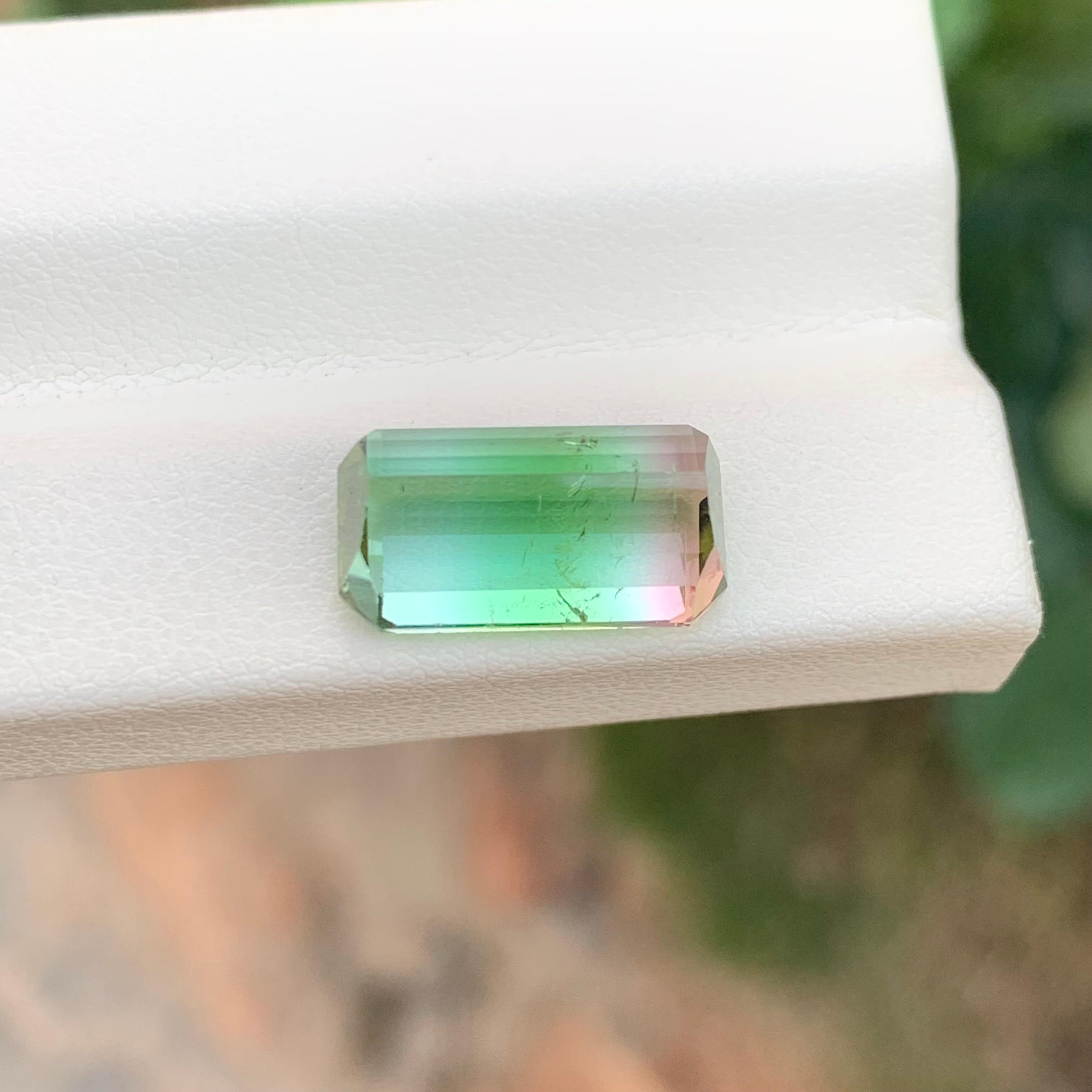 7.55 Carat Natural Loose Tri Colour Tourmaline Emerald Shape Gemstone In New Condition For Sale In Peshawar, PK
