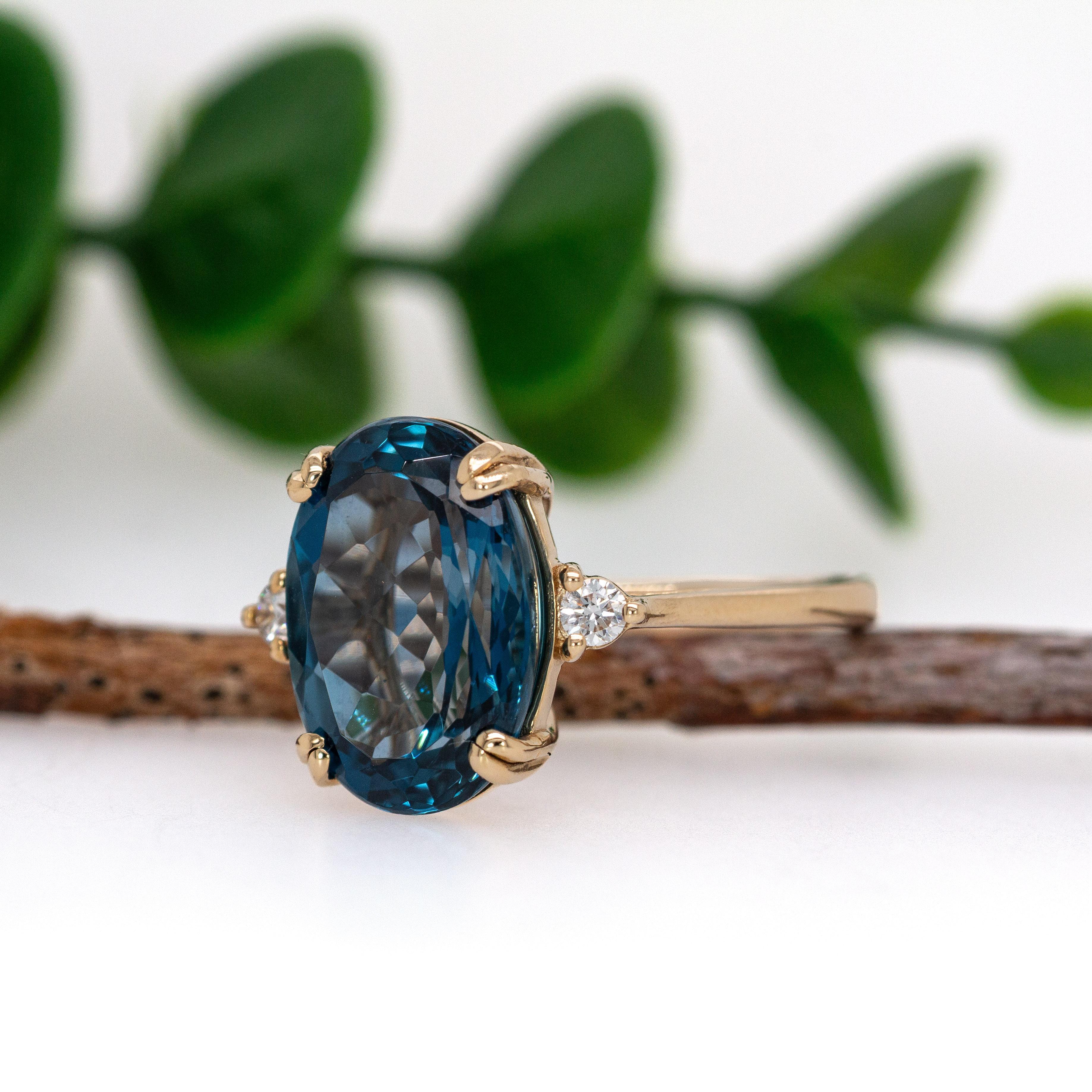 7.55cts London Blue Topaz Ring with Diamond Accents in 14K Solid Gold  14x10mm In New Condition For Sale In Columbus, OH