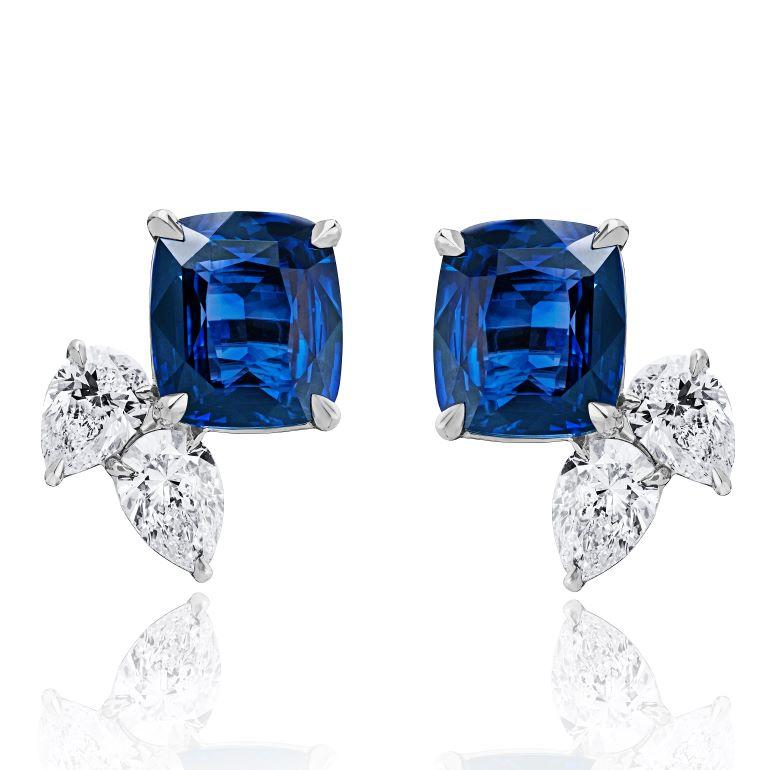 Pendientes de zafiro azul en cojín (H) y diamantes en platino de 7,56 quilates Corte cojín en venta